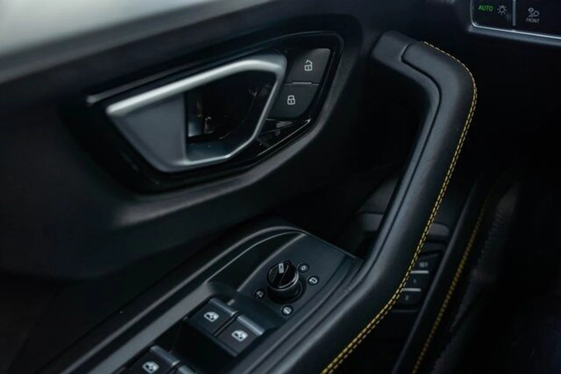 mph033_199680528_83879f5917bb1177315d5445513aa76d_0129a37e7e