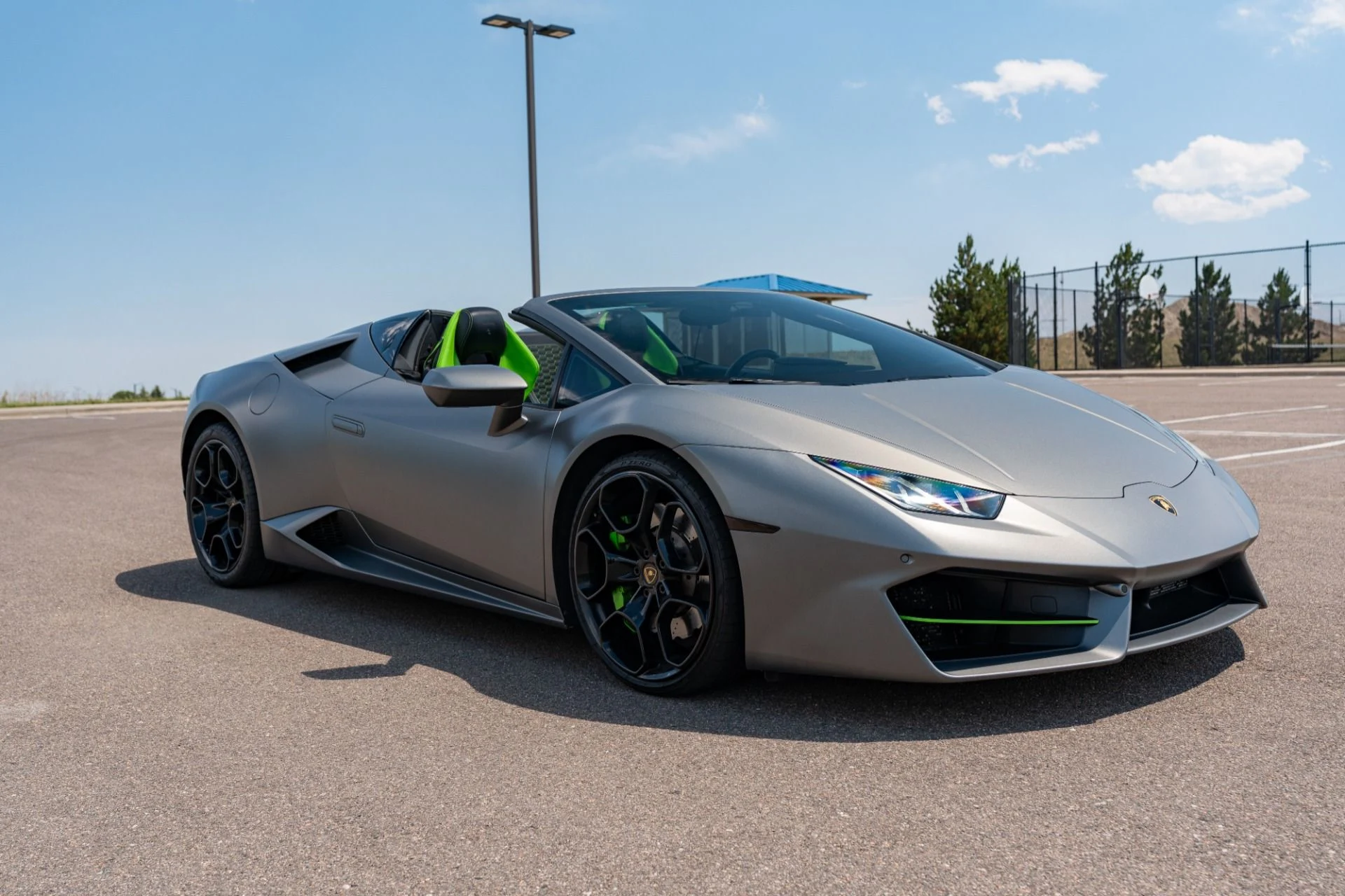 mph033_2002993718_Used_2017_Lamborghini_Huracan_LP_580_2_Spyder_1783359023_7f7ed801ad