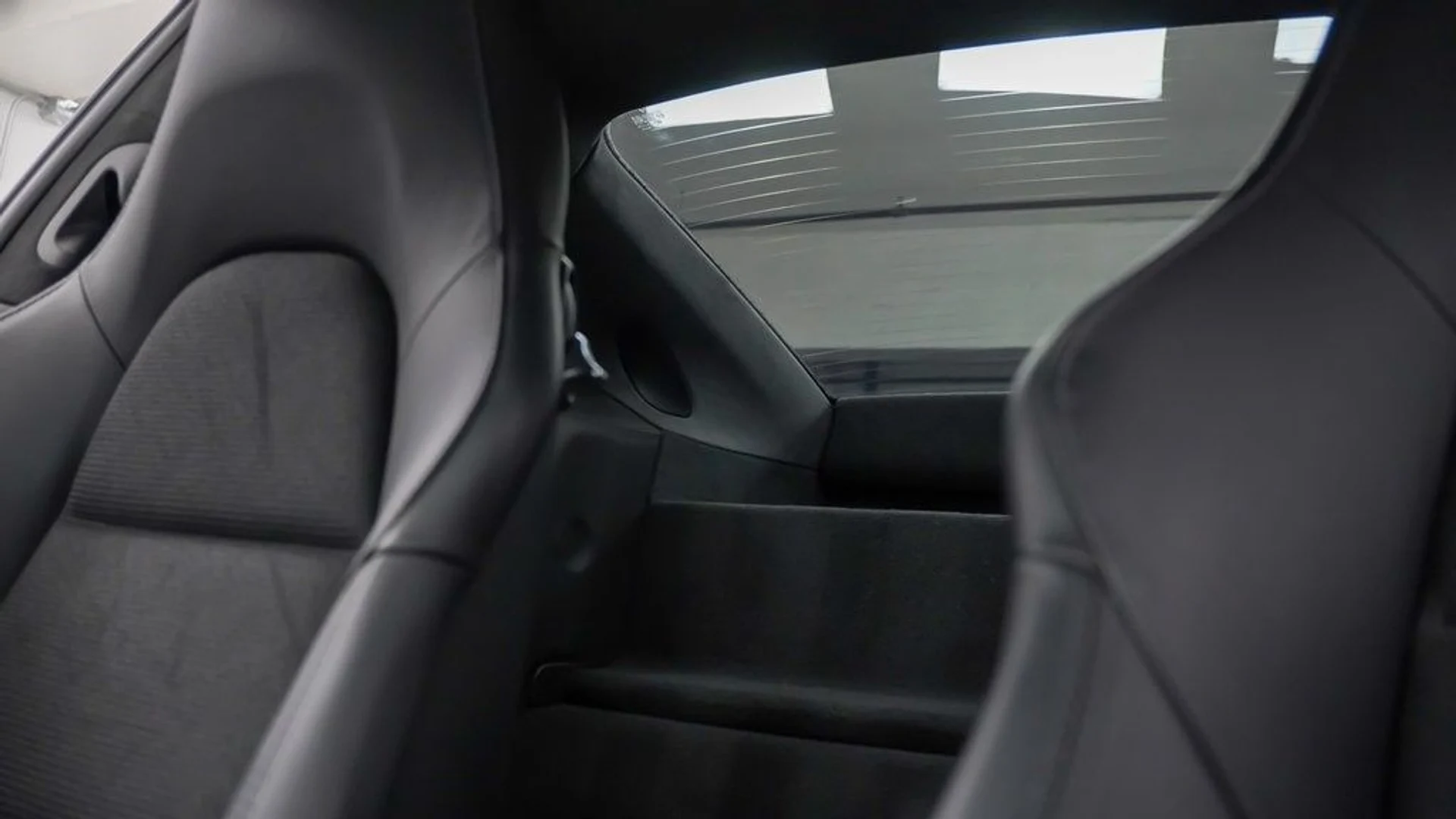 mph033_2011895037_5c19c253ffdcaffa81165491addbb67dx_4c7cee2e63