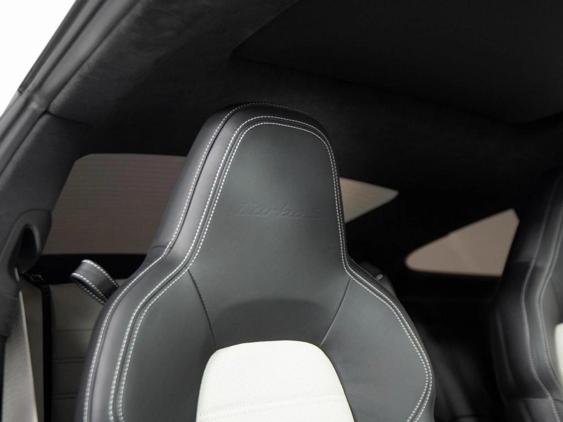 mph033_2015844324_bkmjdi7_S_Ogx_Kjq_Ez3h_Sms_Gm_HYA_6f5108bf46