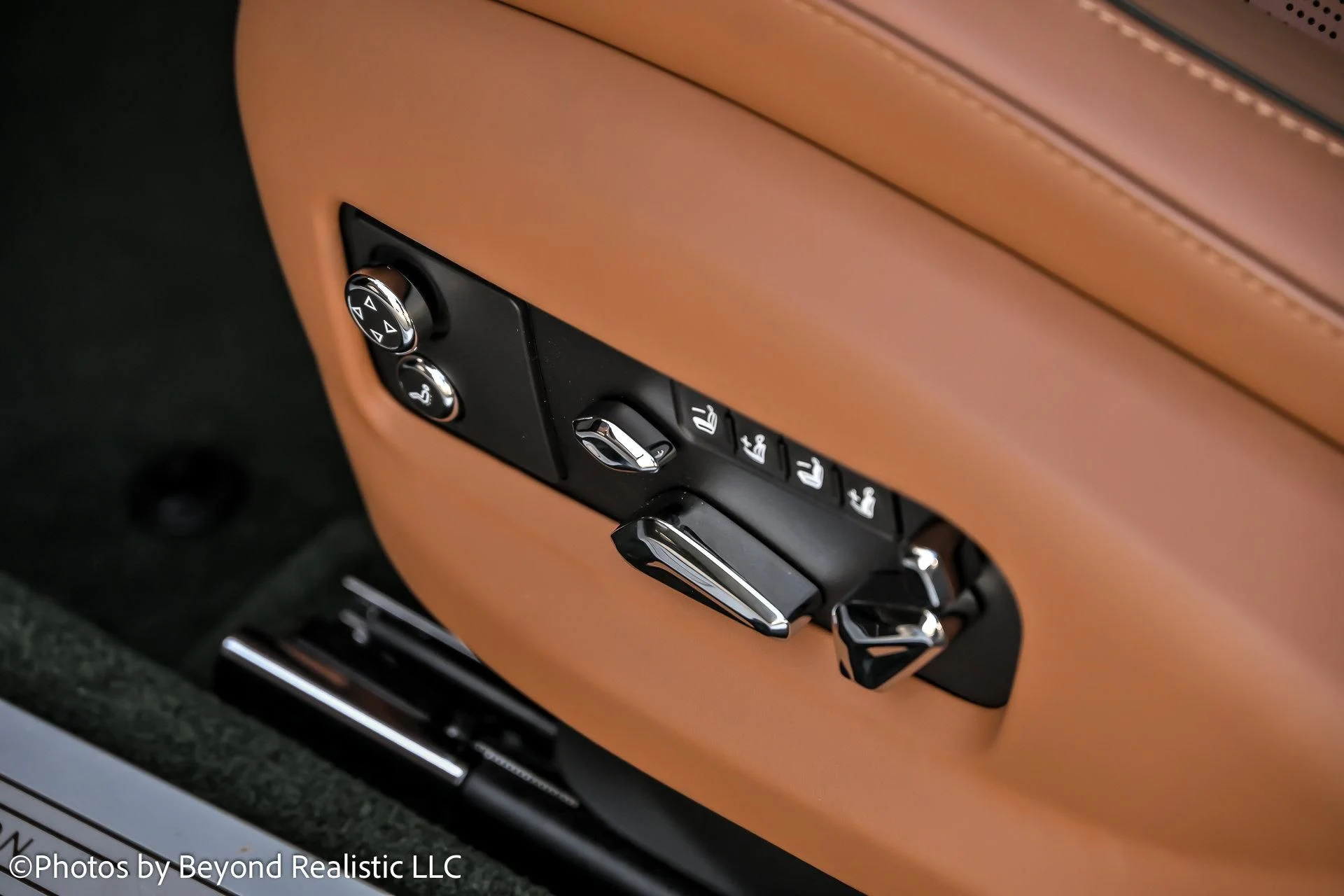 mph033_2020472866_Used_2025_Bentley_Flying_Spur_Speed_First_Edition_Specification_1761724546_c8f40c86d4