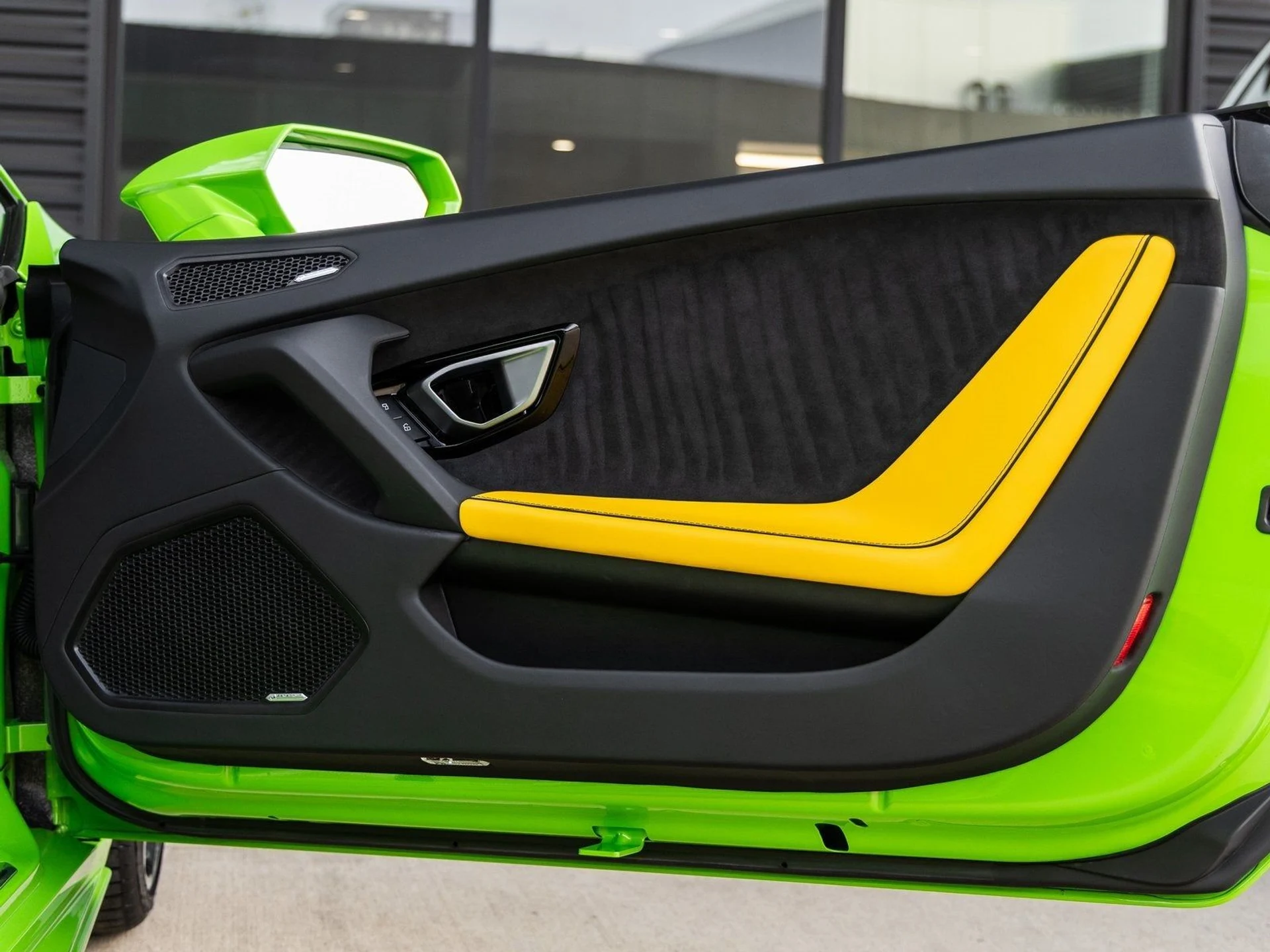 mph033_2036902442_34_ade11fd70b