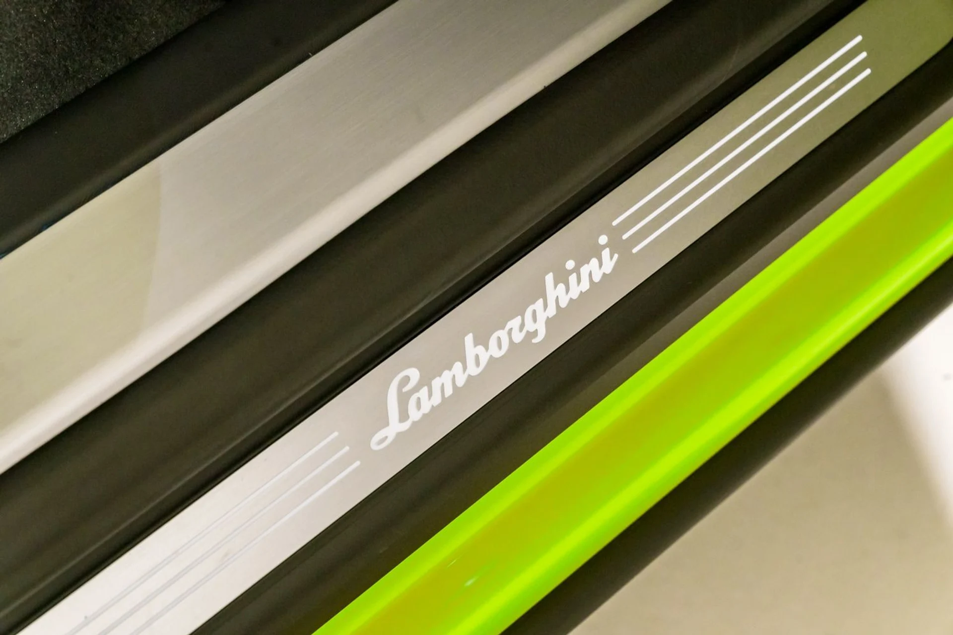 mph033_2039892772_4d56a747ad3f4338997b648bfbffecdf_d7a7b704fb