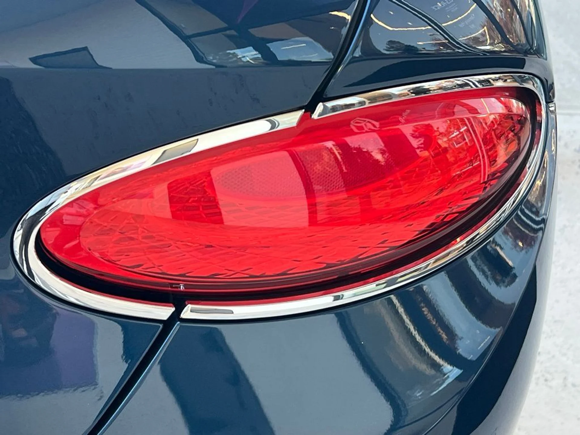 mph033_2043013192_bebc09c035d225ecb8ea92016444ff0dx_2f80a7b008