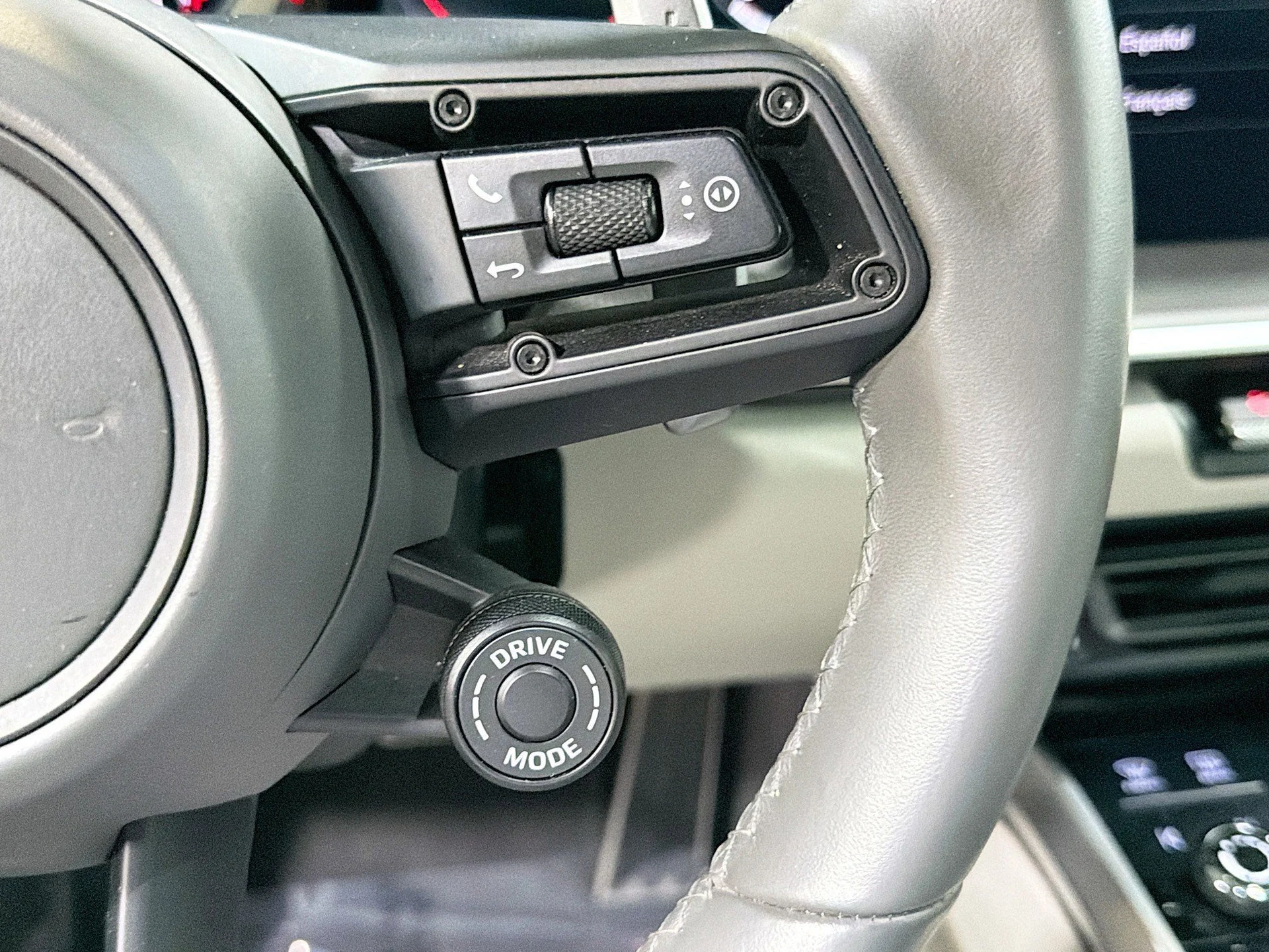 mph033_2044727061_7220a6ecdfc165e7909cede67a2e0da4_f203eeab65