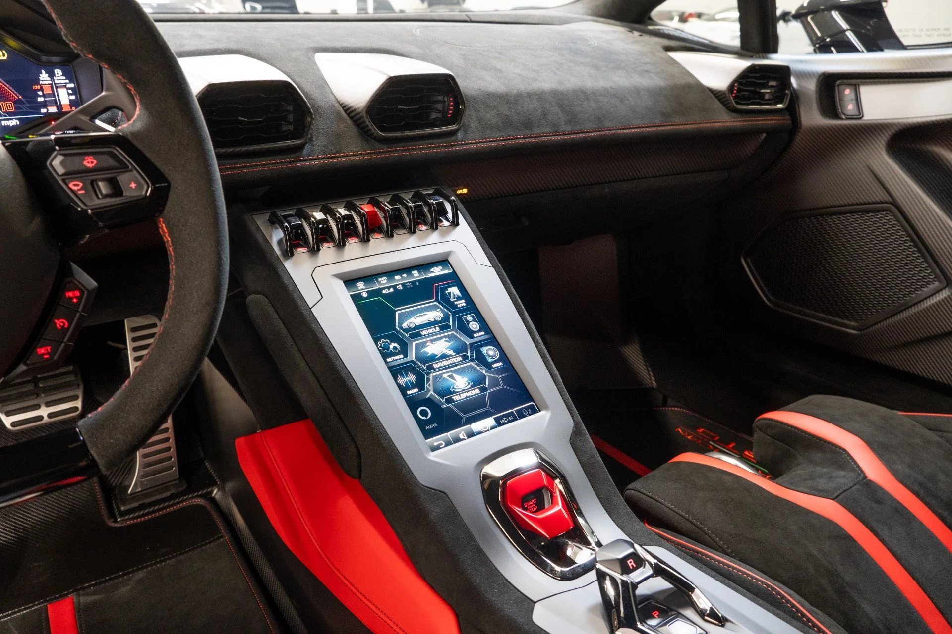 mph033_2047539096_Used_2023_Lamborghini_Huracan_STO_1759172990_ad9bfa7c8e