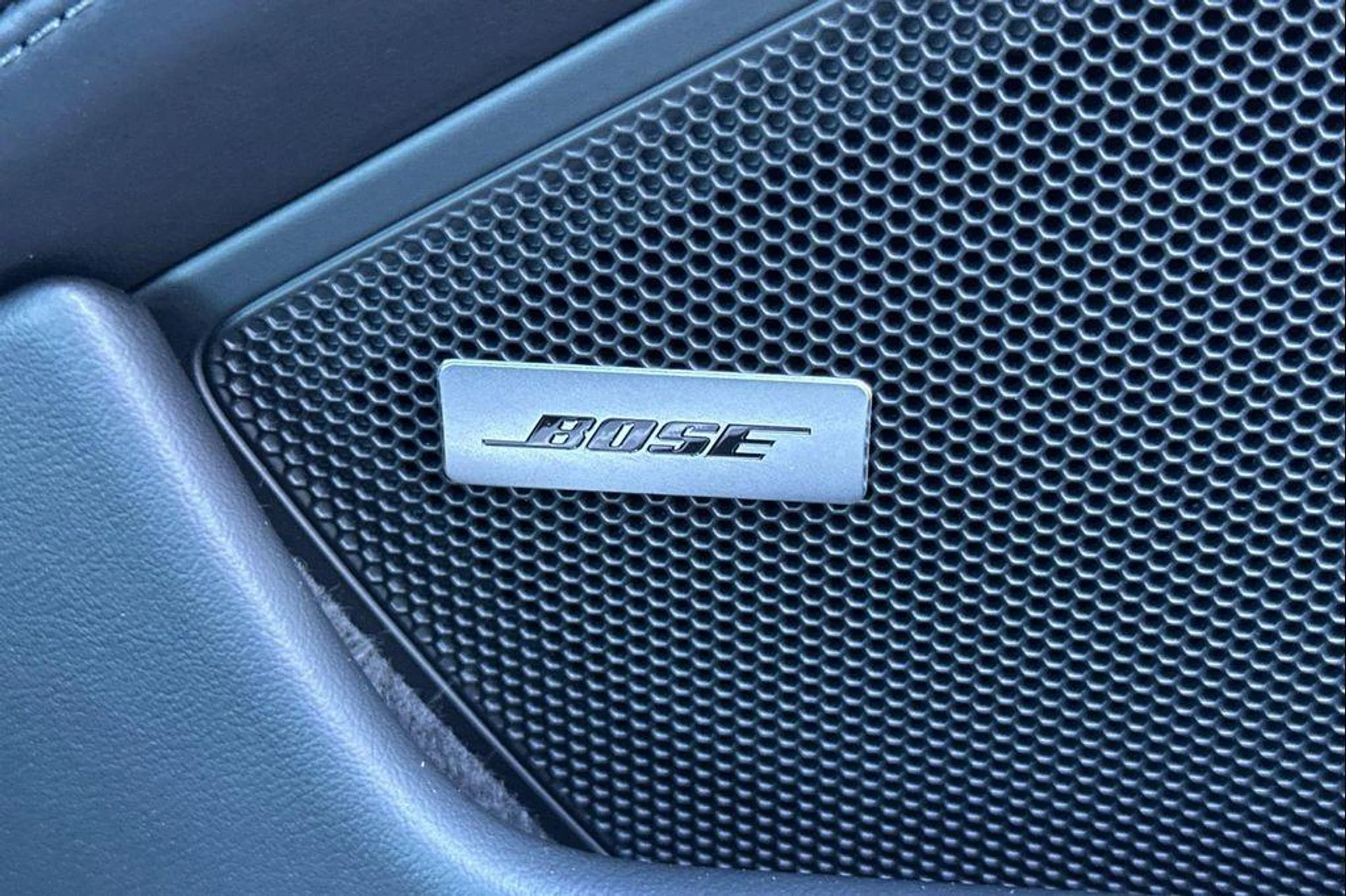 mph033_2051267472_1_NC_0x_OBEY_Oo_O_00_RR_Iu_Dyx_S_Zw1_I_41fd9bfde8