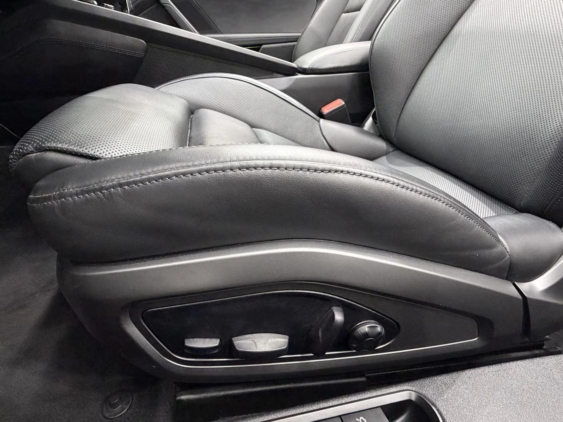 mph033_20535291_edcda9d9353d8ae2021e870096269c56_d4b3cd49eb