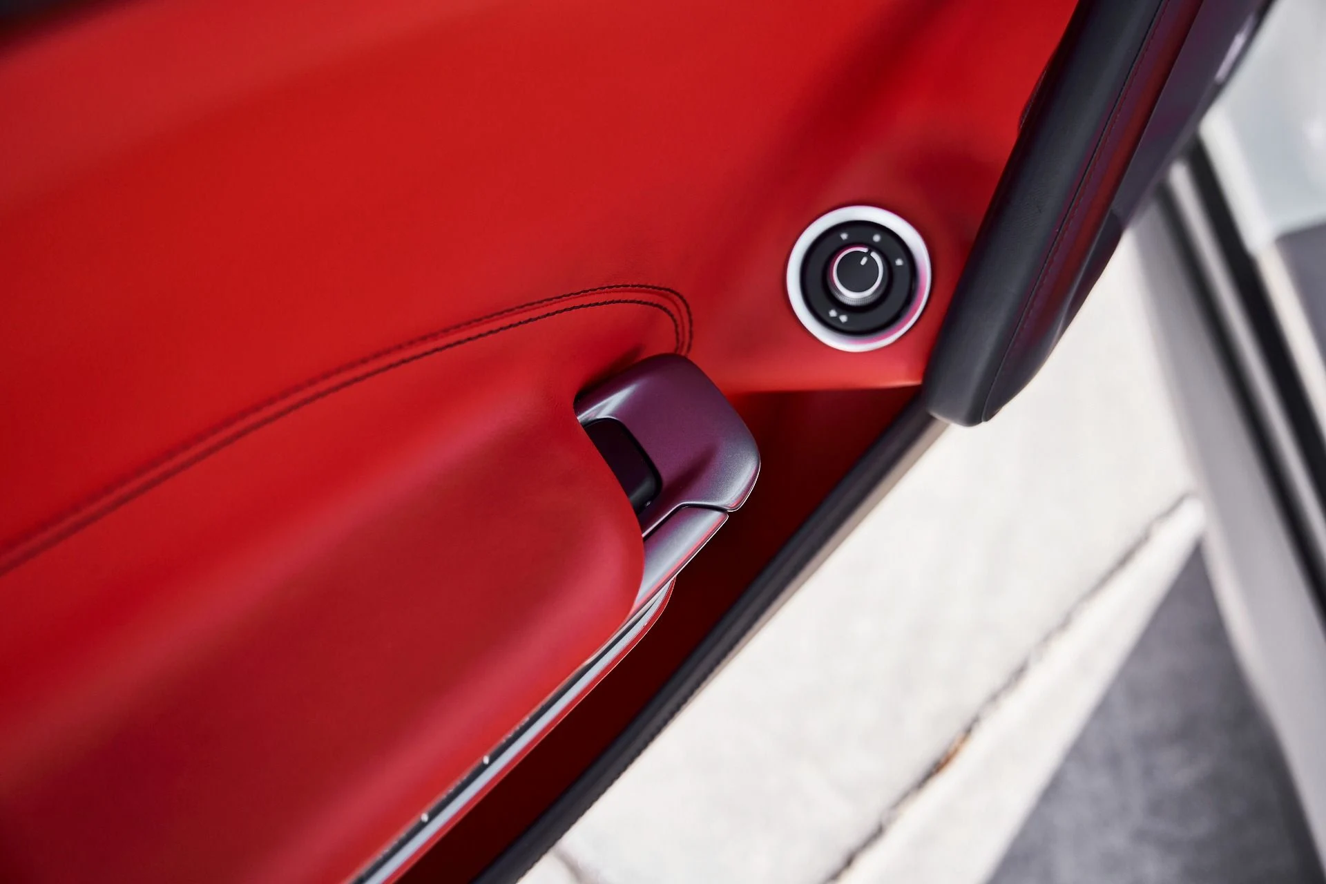 mph033_2055964519_Used_2019_Ferrari_GTC_4_Lusso_V12_1771467694_194d0297f9