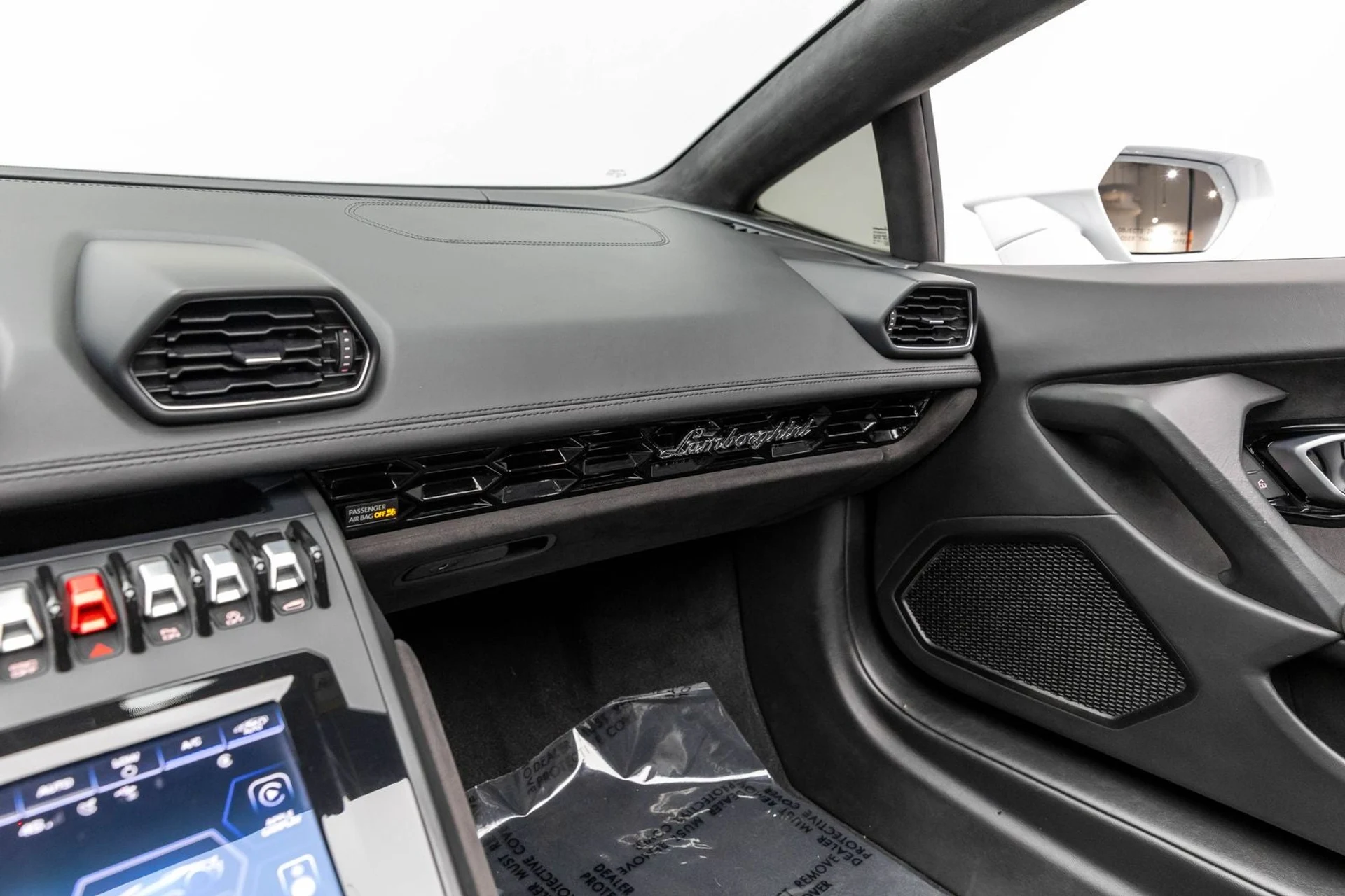 mph033_205813714_34_6c0a60fe0a