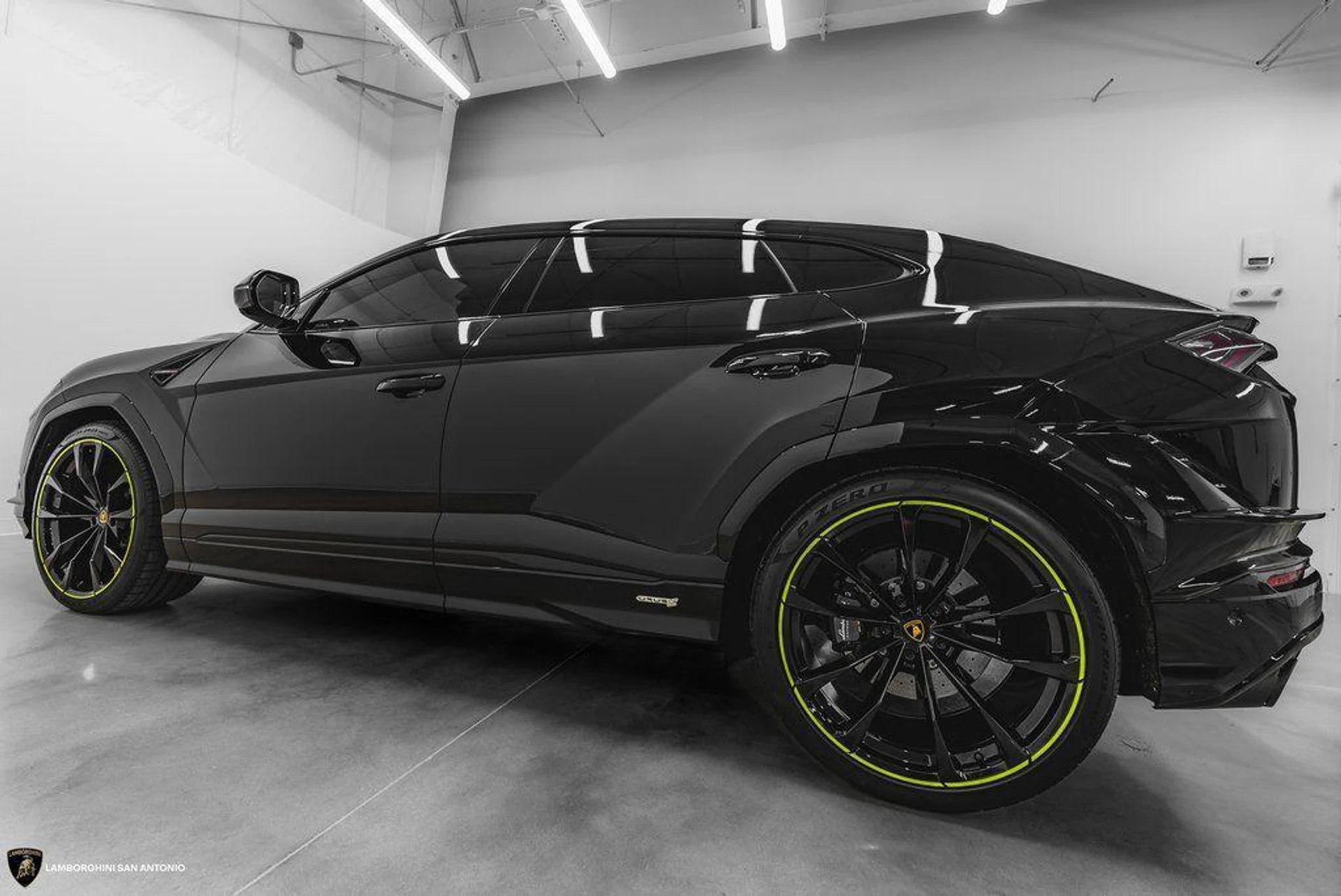 mph033_2058697881_4q_ZE_5zvp0qxc_R_Tc_UZA_9tja6cj_M_53707f95be