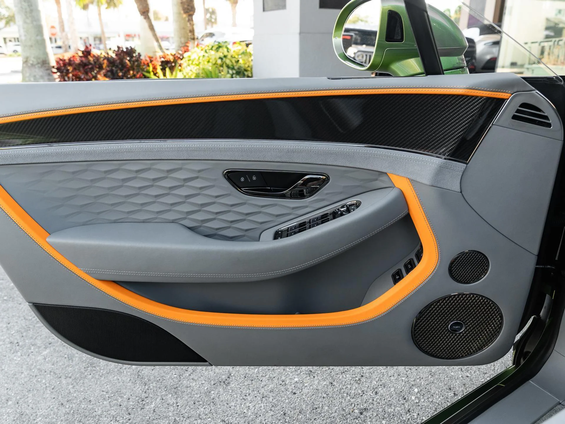 mph033_2062815943_Used_2025_Bentley_Continental_GT_Speed_1770806128_e9cde5be4a