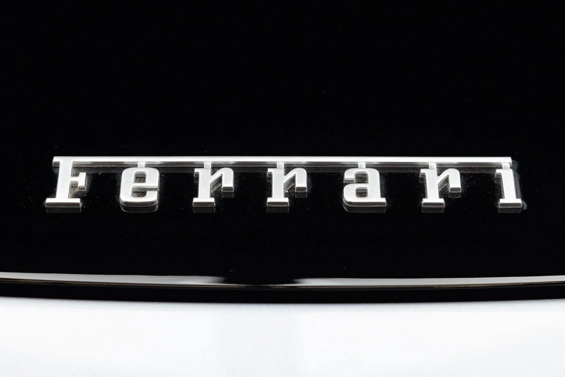 mph033_206346837_Used_2023_Ferrari_Roma_1783519062_933c1eaf23