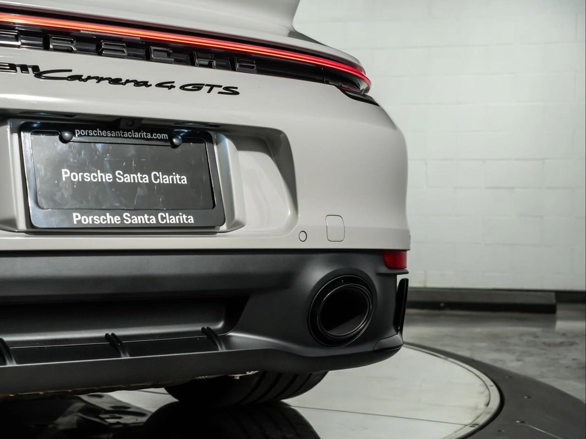 mph033_2067646547_3e15389f86b87d512105d4951e9df694_d4beae2268