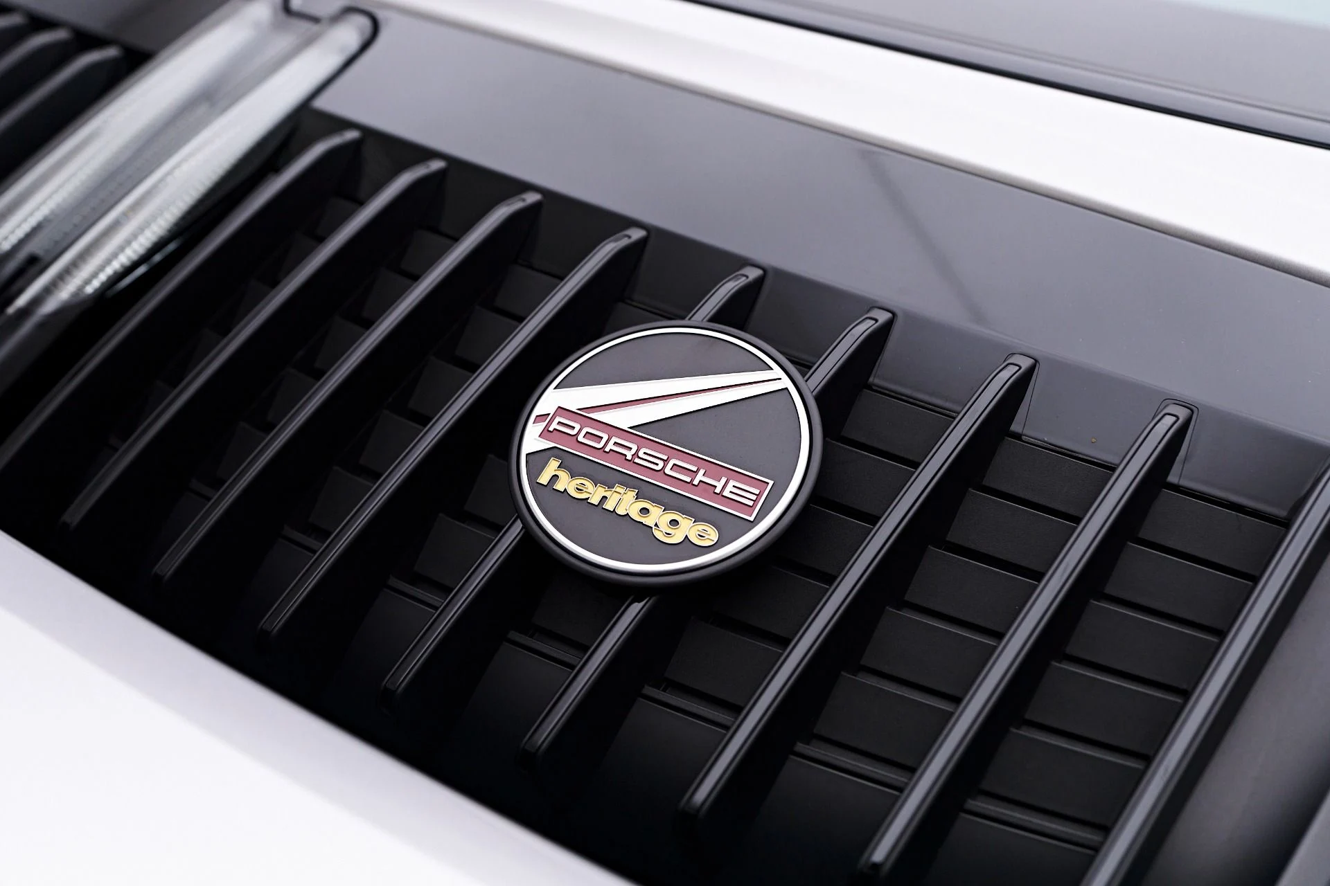 mph033_2075041892_Used_2021_Porsche_911_Targa_4_S_1757037646_a950b01815