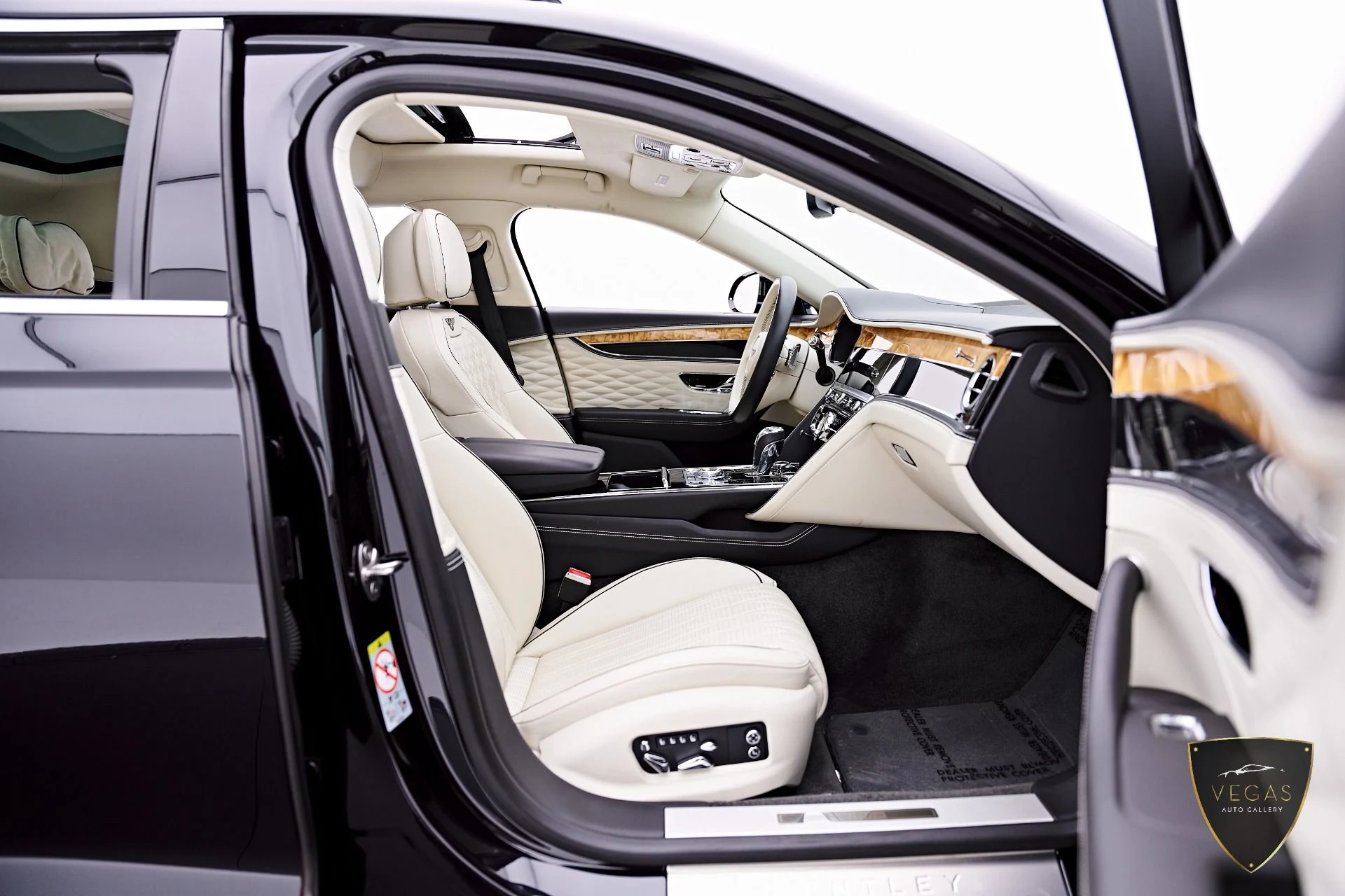 mph033_2078380211_Used_2022_Bentley_Flying_Spur_V8_1782495071_9340cbc678