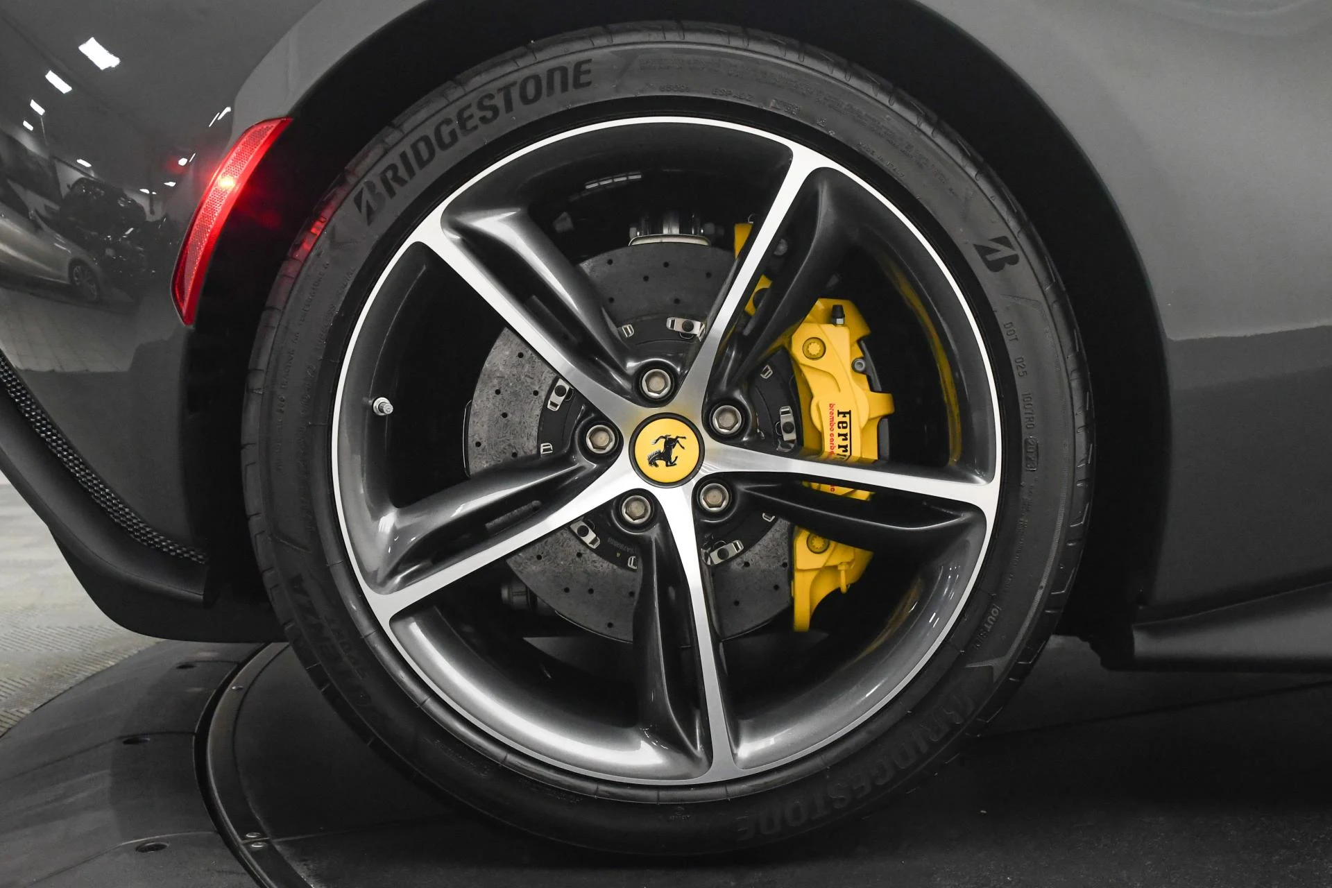 mph033_2083653961_Used_2023_Ferrari_296_GTB_Coupe_1745482113_862e2cc143