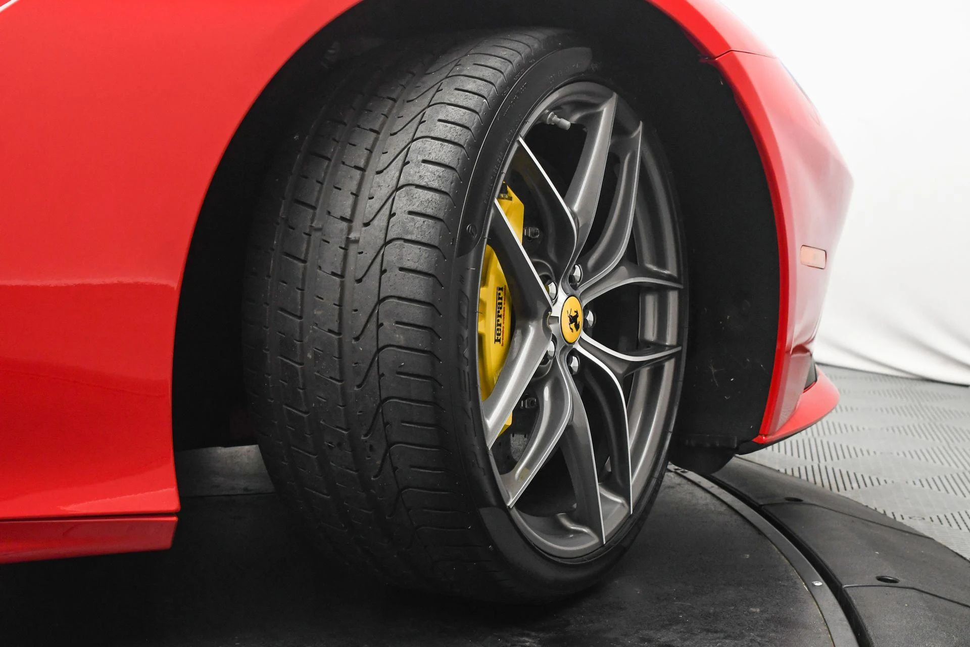 mph033_2092392299_Used_2017_Ferrari_F12_Berlinetta_1757454024_c7ceb131e6