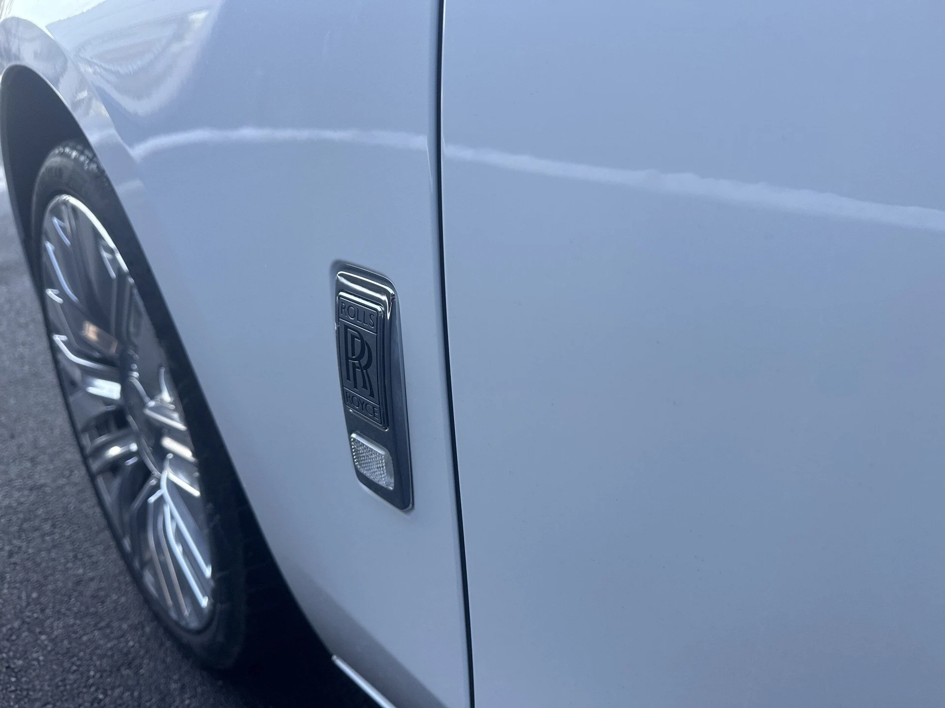 mph033_2100644772_77d8f05dc09a378aec94c9d85c36106fx_a823481ca4