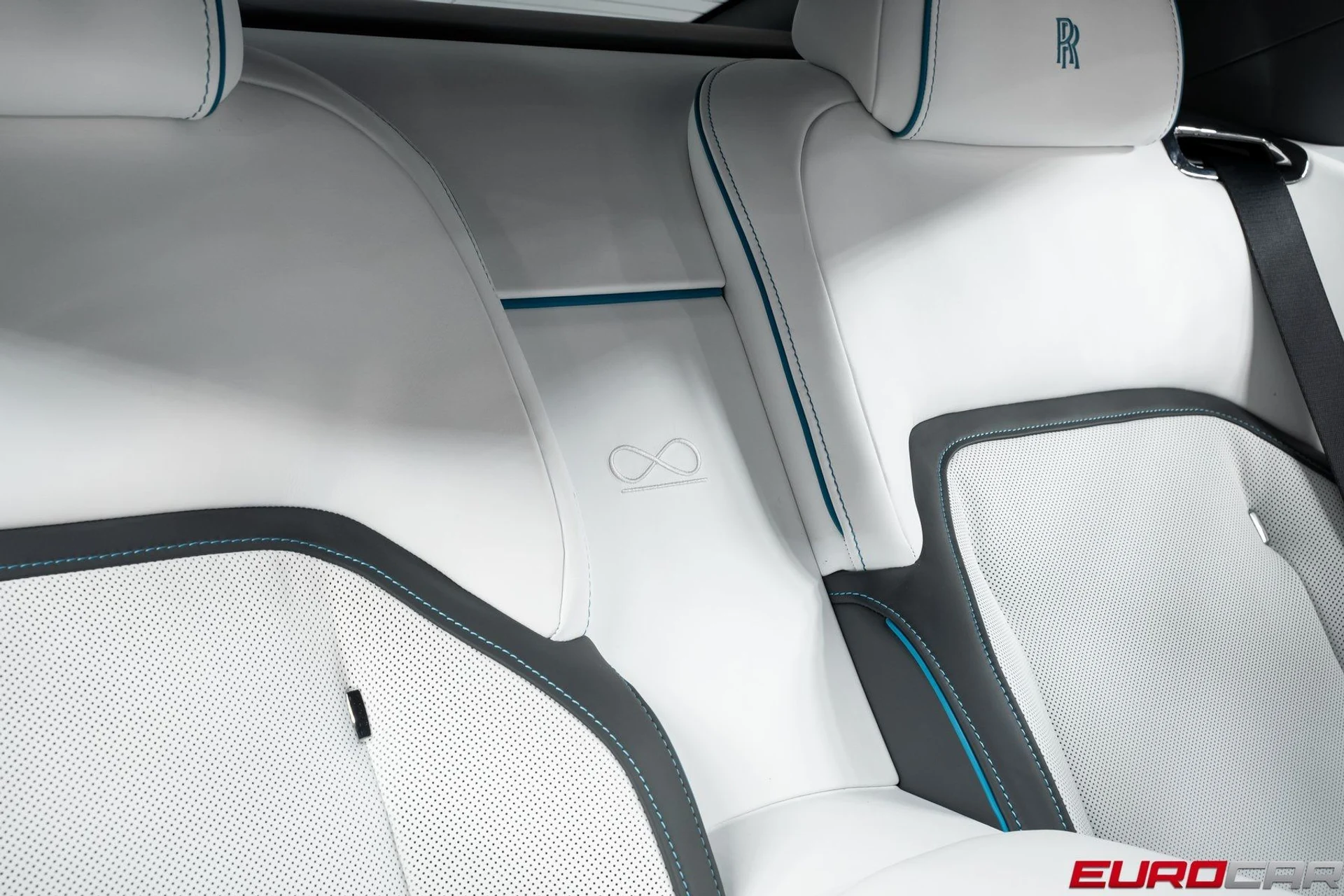 mph033_2107896716_image_34_f58f2ee528