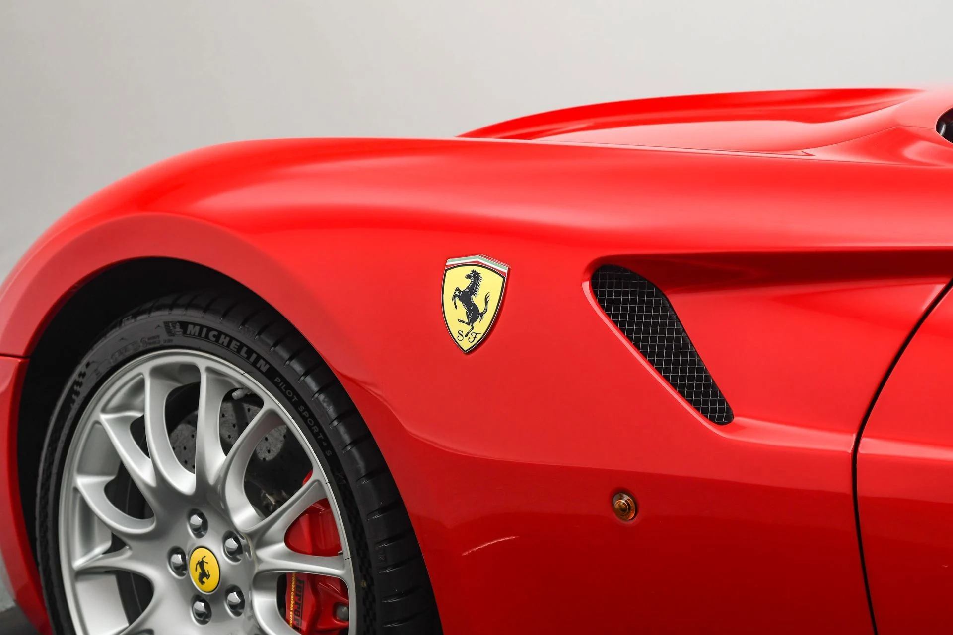 mph033_2112402480_5c1fc795cca741caa22a80e9c4e87b20_5b02449969