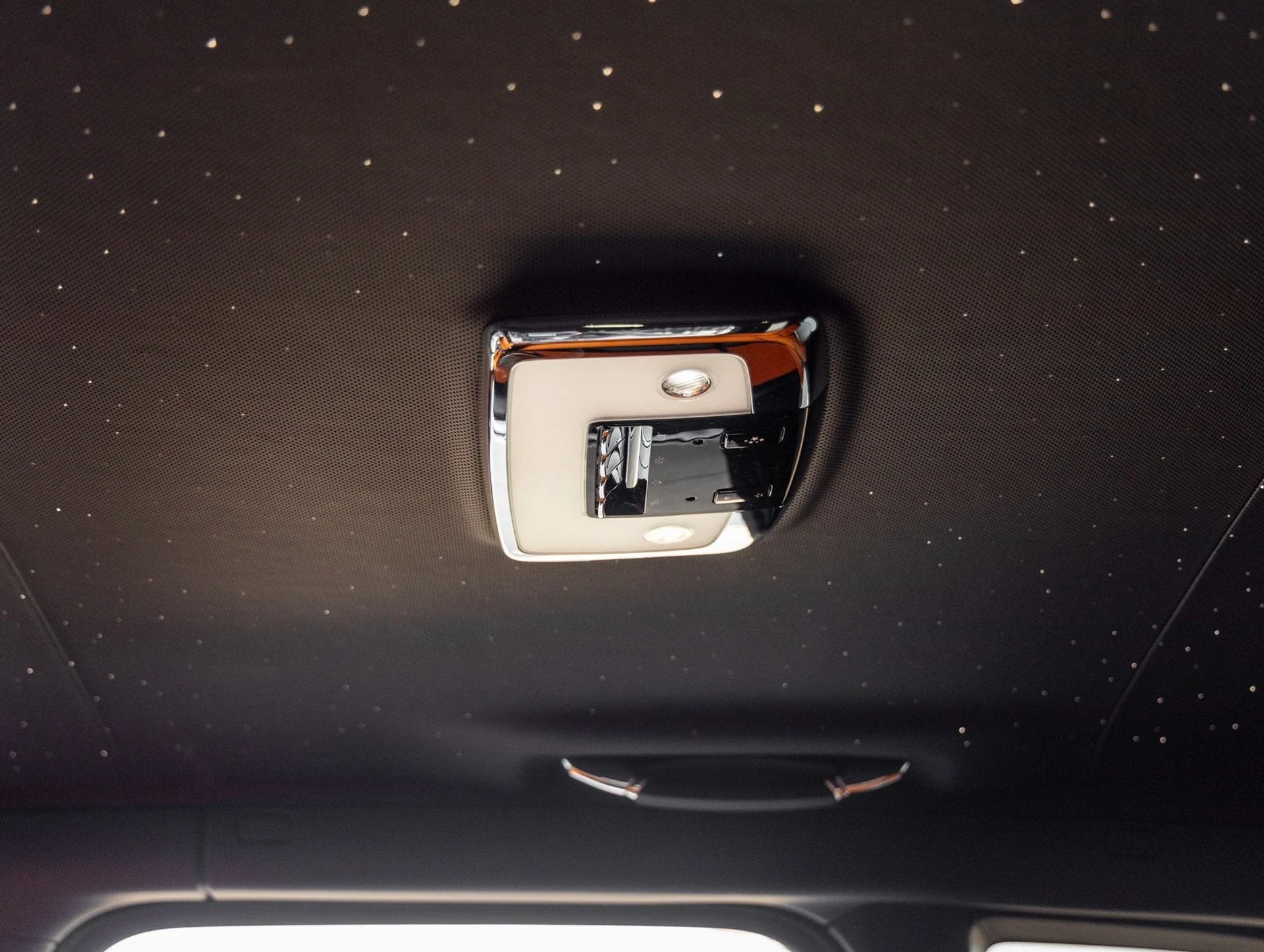 mph033_212081950_34_f423d193a2