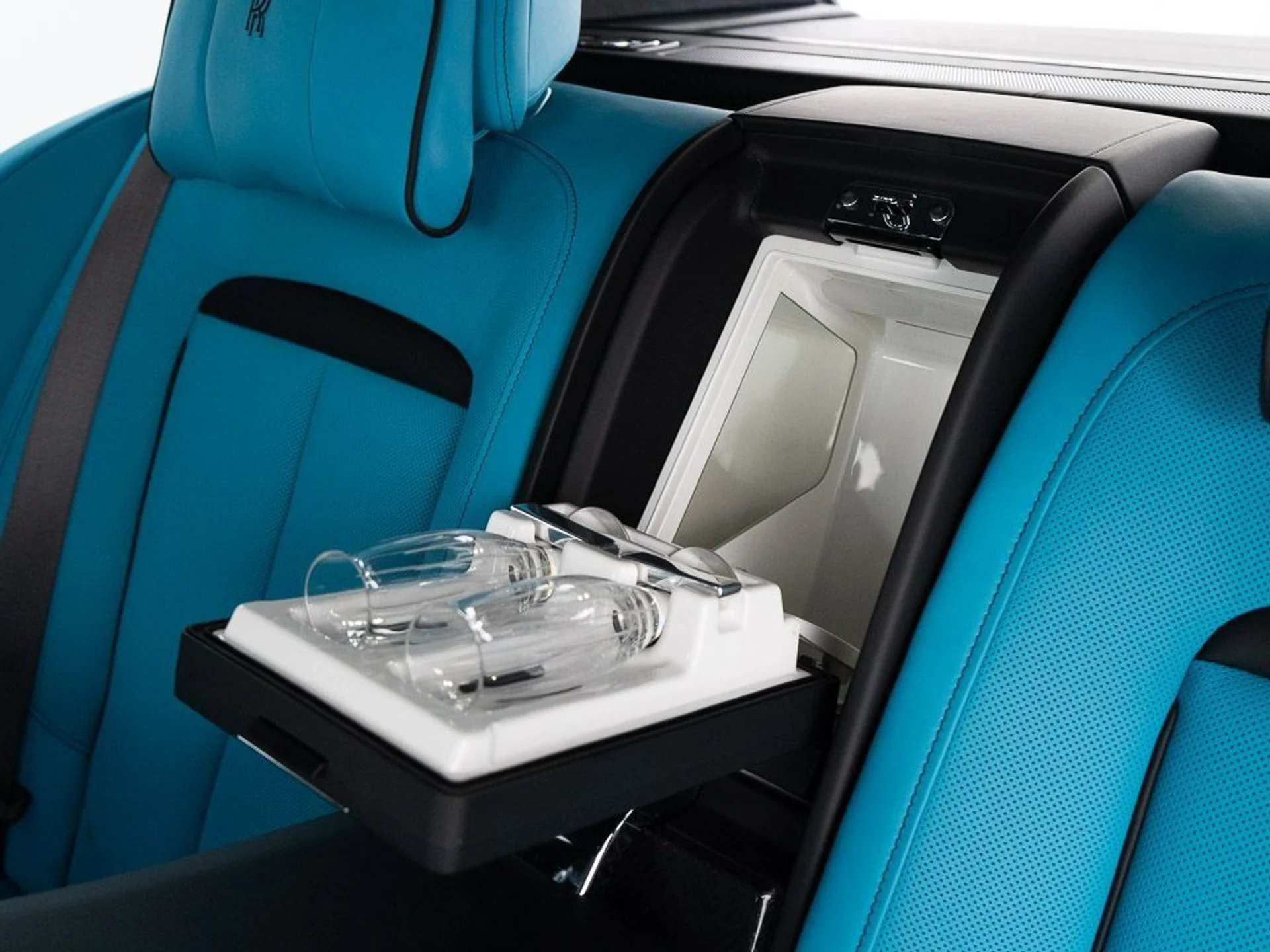 mph033_2131268483_7bb81ca8301c393ad426398cbe318f69_2c7141da24