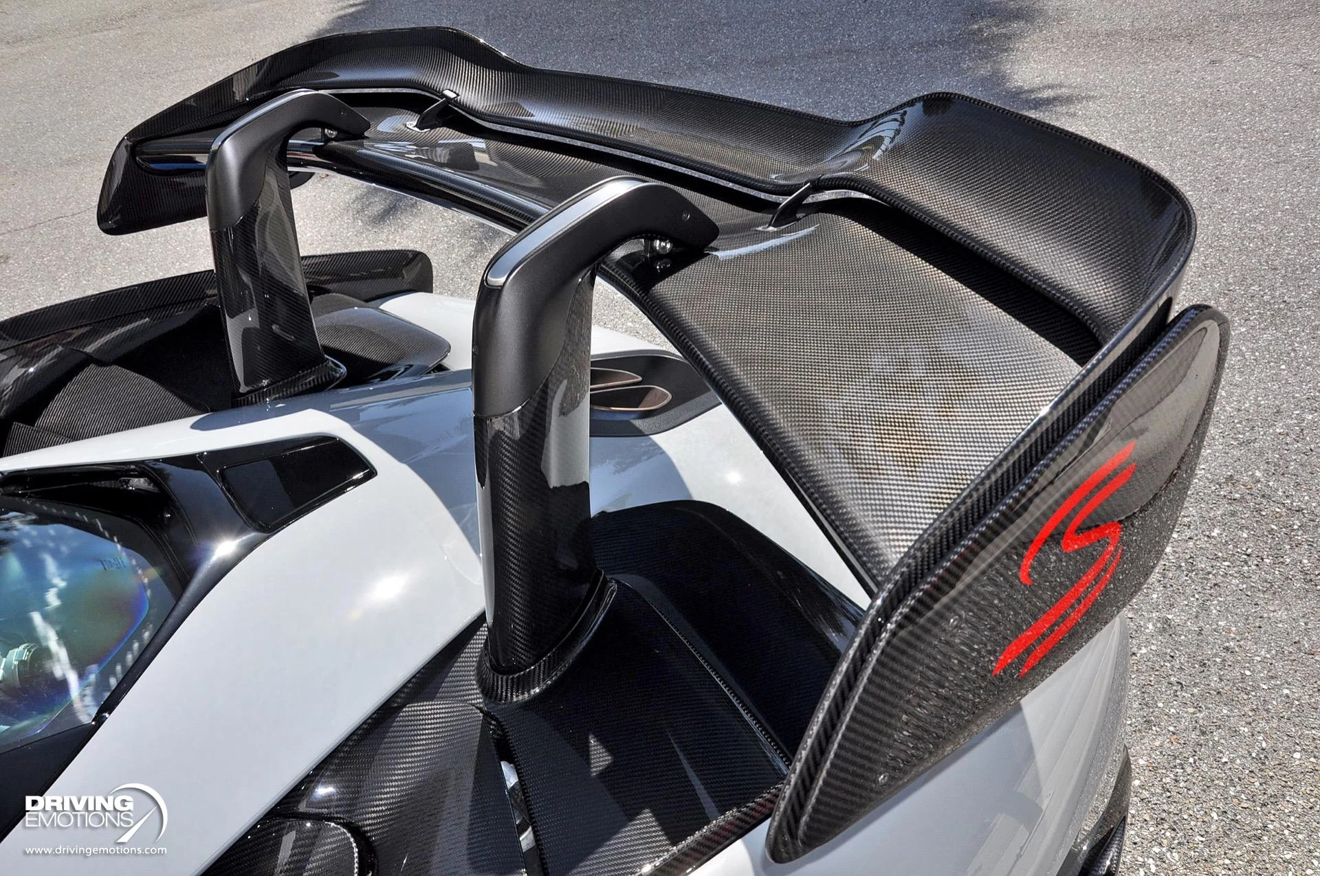 mph033_2147304683_683_p34_l_40ed08f12a