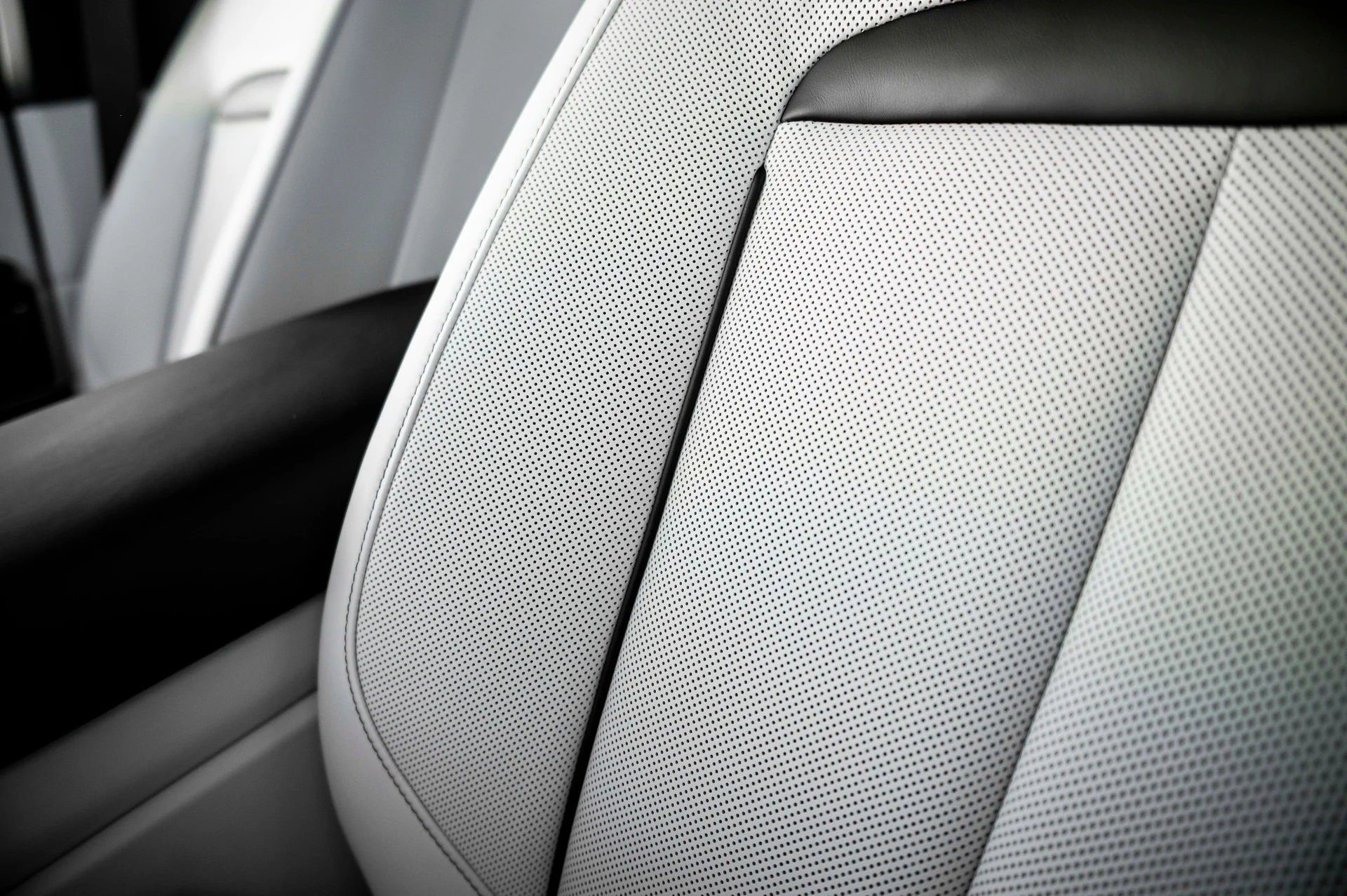 mph033_2157918697_63357a6a332941a0b849fb1e7ebe8575_725fb9523b