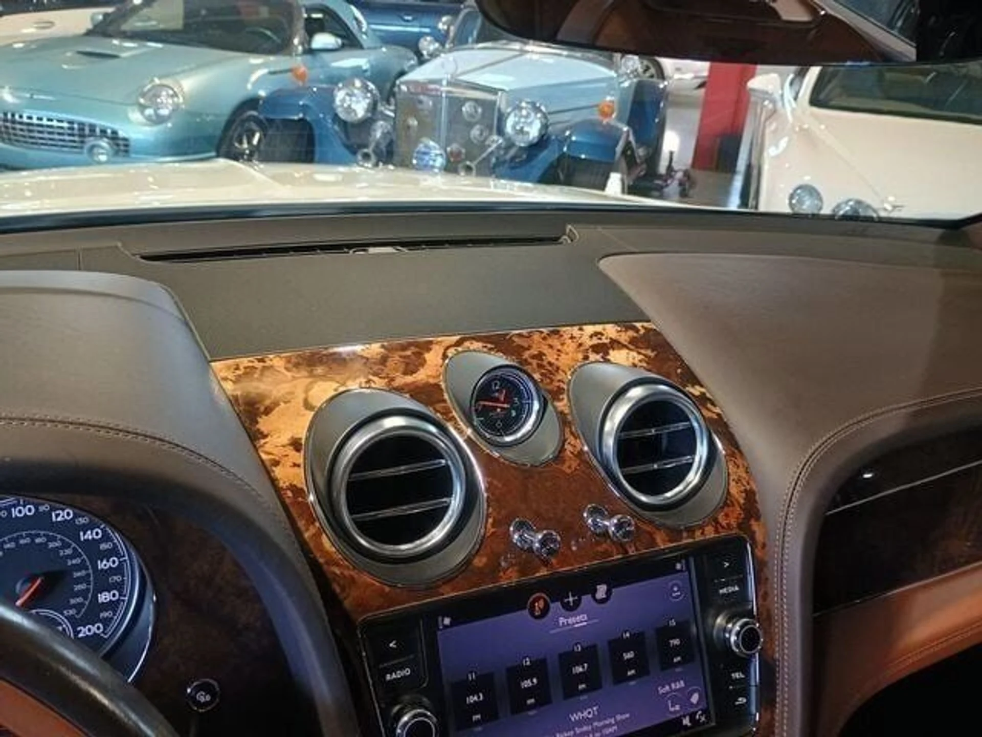 mph033_2157928870_8cd2a762be_640_a0eef4f80a