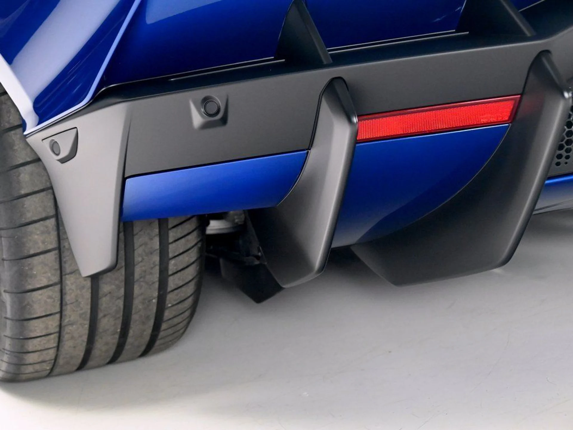 mph033_2169965968_f4a64cb97846622ebdbc6309cec55f12_dd0e99b586