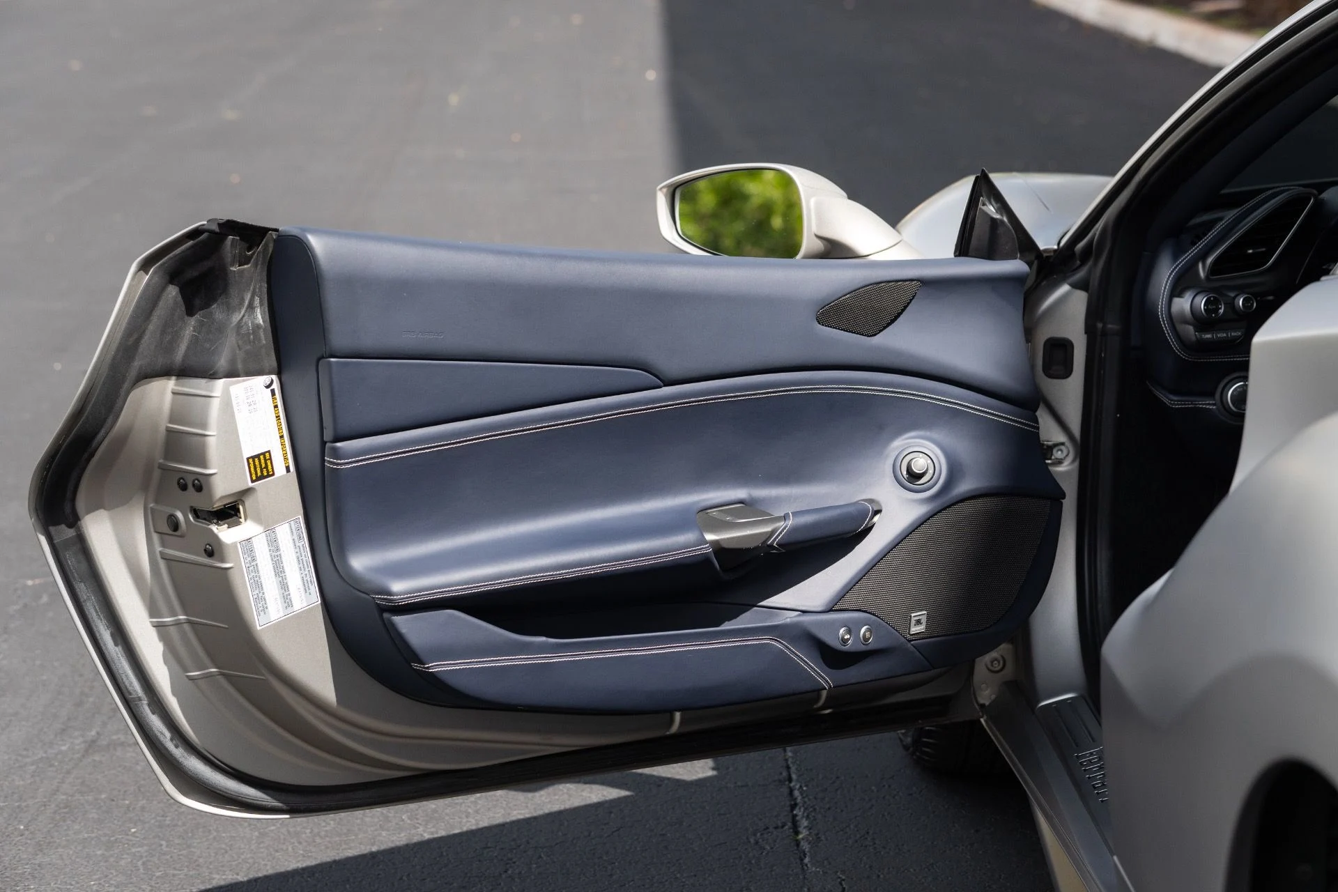 mph033_2173072683_Used_2016_Ferrari_488_GTB_1772567707_d2f62b2082