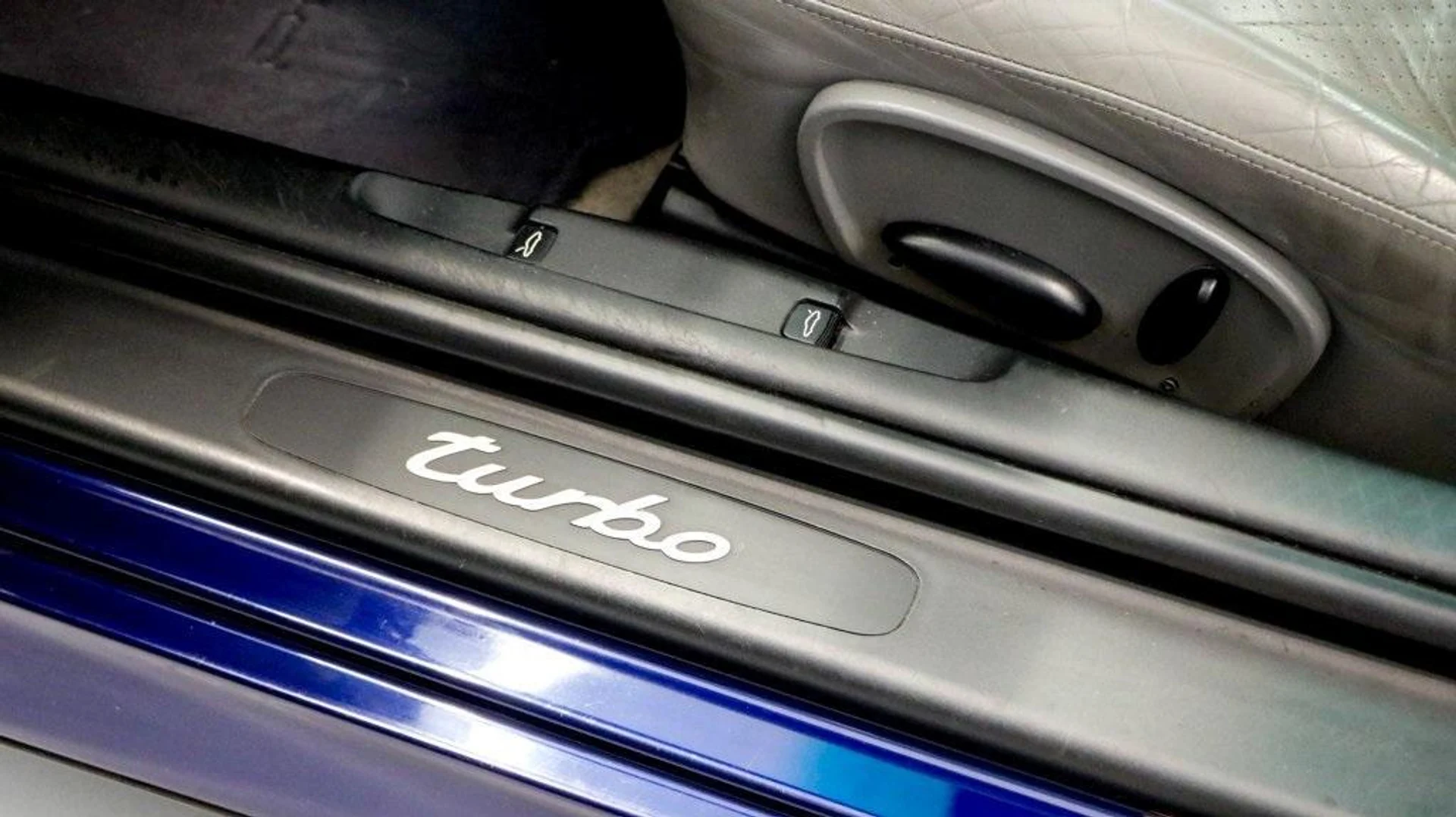 mph033_2184132848_i0h_E_Km_Qhq_E8_Dup63_Rt_O_Fpv_B_Ar0_fbbd8dfefb