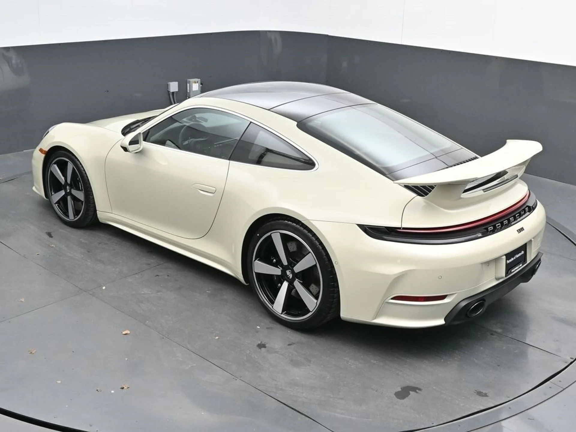 mph033_2184436127_581b2e14df39553586507f8e7561e347x_ee003ebb37