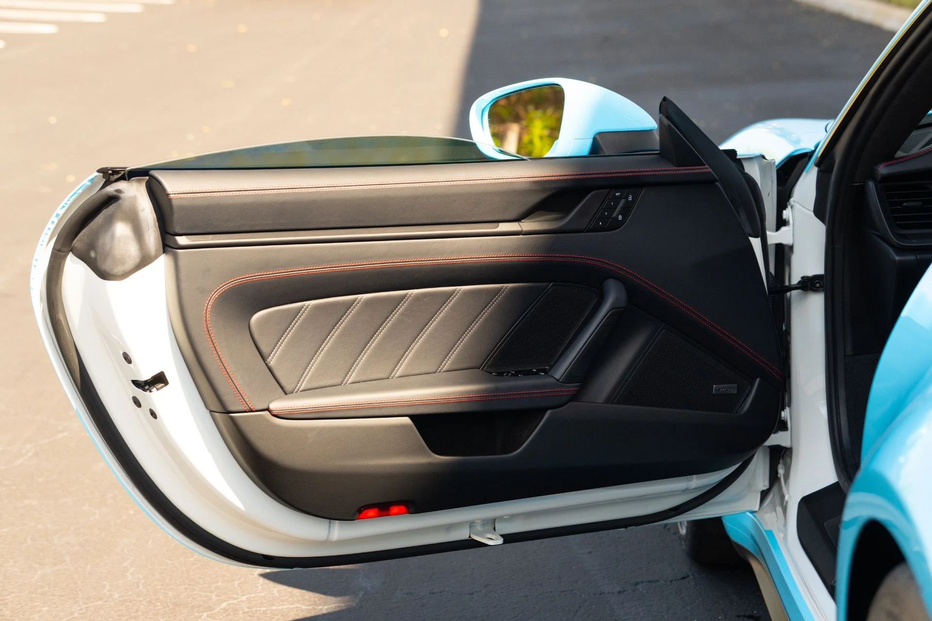 mph033_2197944290_Used_2026_Porsche_911_Carrera_4_GTS_1772219766_920bec1252