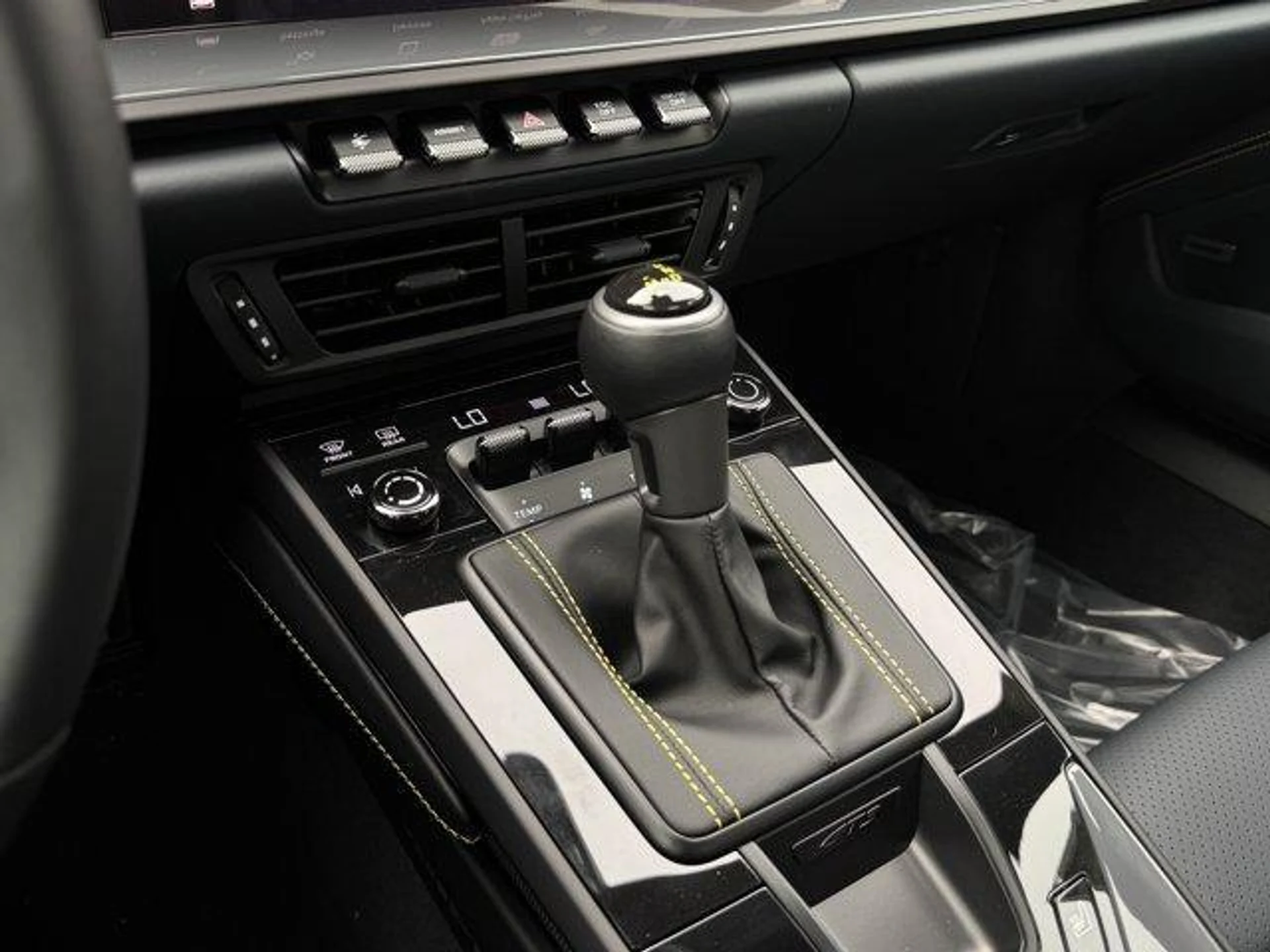 mph033_2198601742_p_S_Ji_A_Xp_Nu78gd_Gcb_Wr_X9lc_F0x3_Q_64f1534302