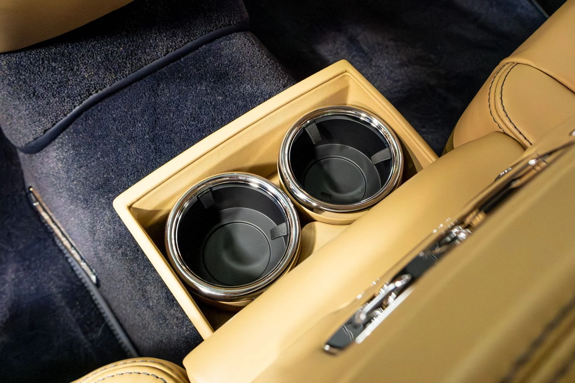 mph033_2201729915_Used_2017_Bentley_Mulsanne_1775514187_f83b846cbc