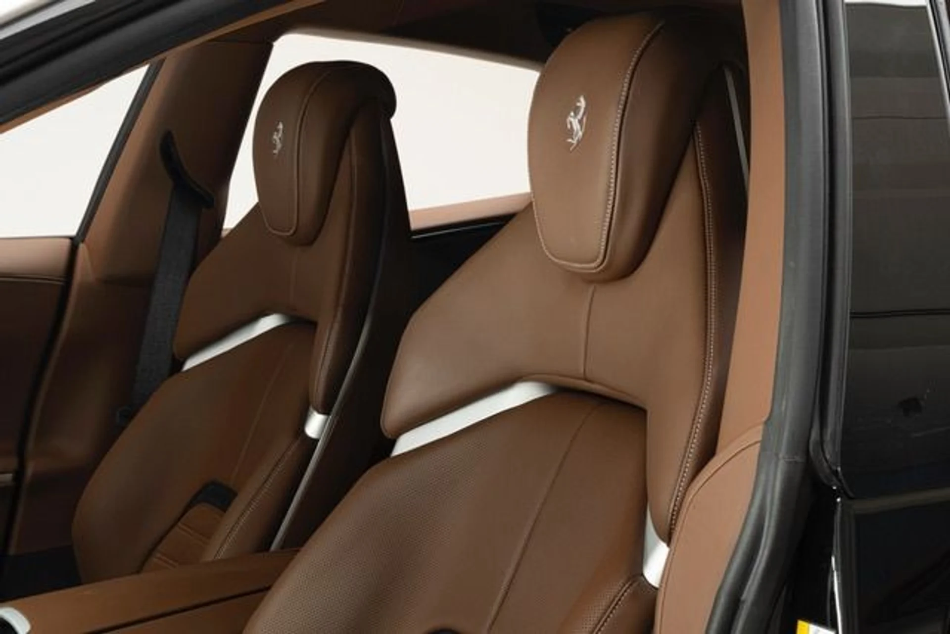 mph033_2207543872_Used_2024_Ferrari_Purosangue_1772567981_5d8596ca34