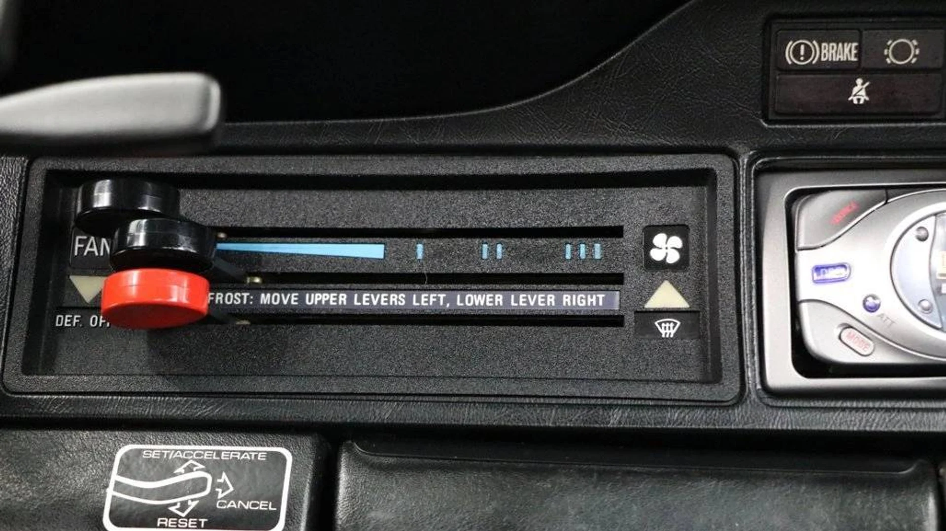 mph033_2209526123_1280_6c10ebba4d