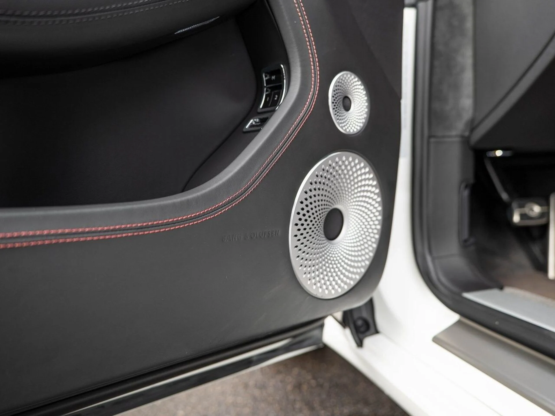 mph033_2218803274_4b976b0699e99a8671e01e72dd3d7993x_a488fa60d4