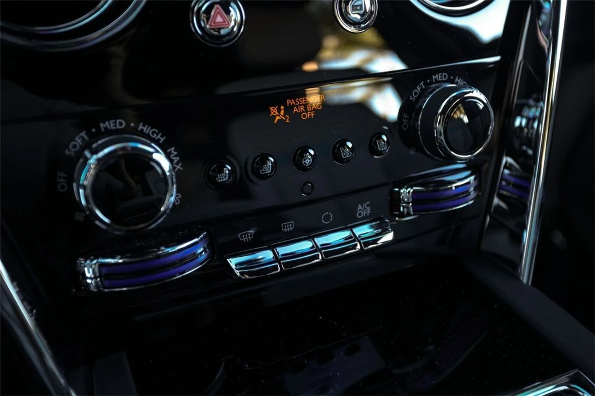 mph033_2219952241_f583087d569077741239519b67a85a1f_1b9f657f7a