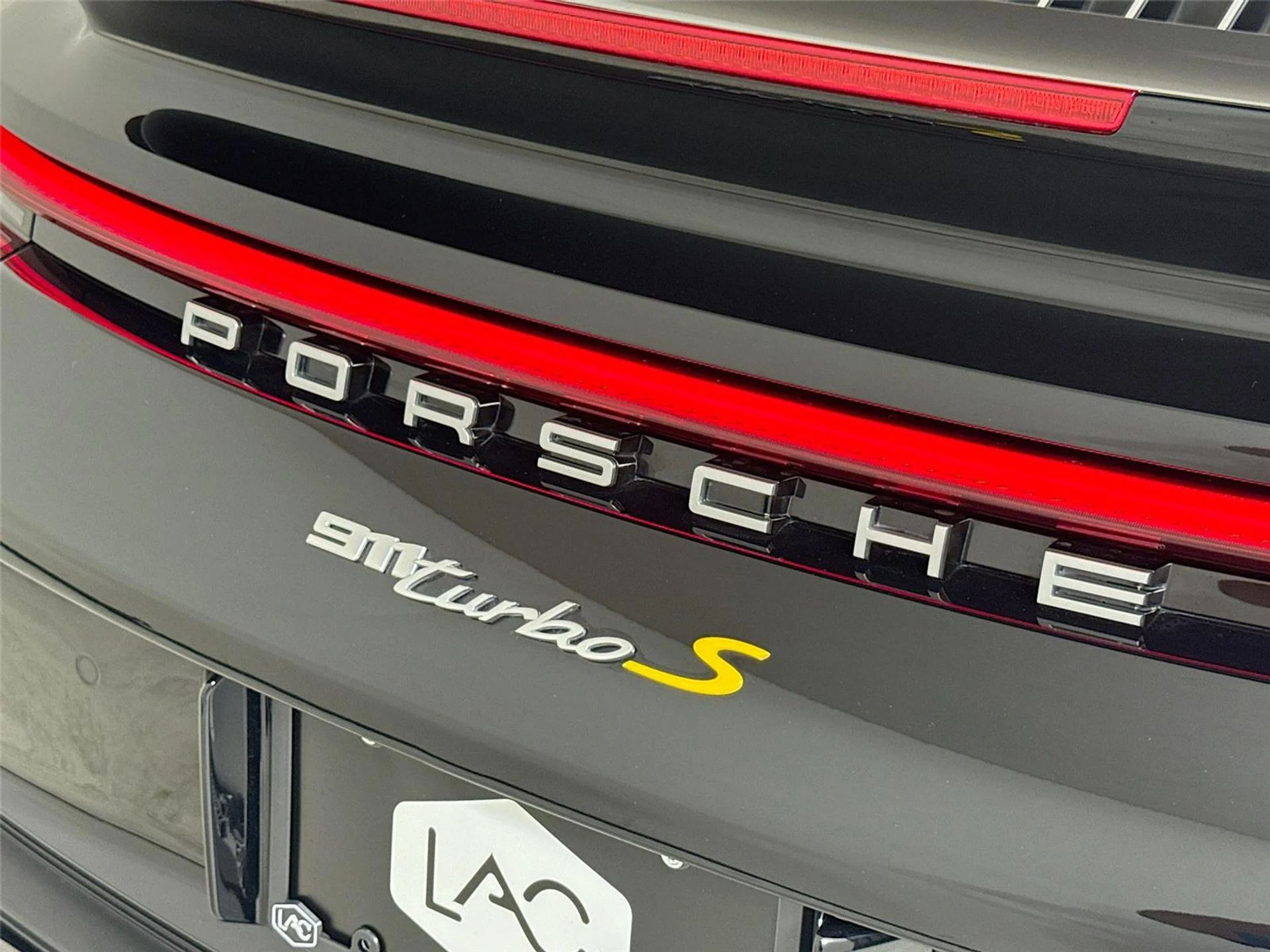 mph033_2220895759_24c43a7a4a7941470ab64fb034662c9c_53d511057b