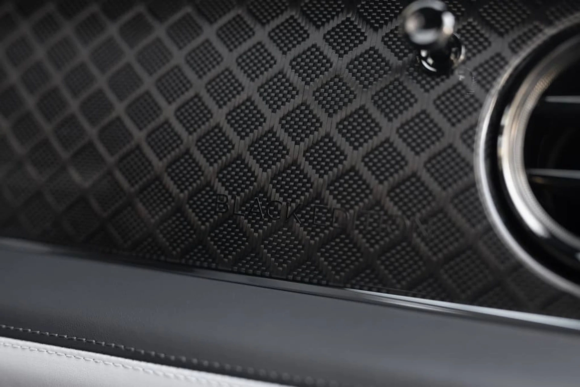 mph033_2222282861_ed20e1183c1a55904455513d3b9c1a81x_c0bc94a2a8