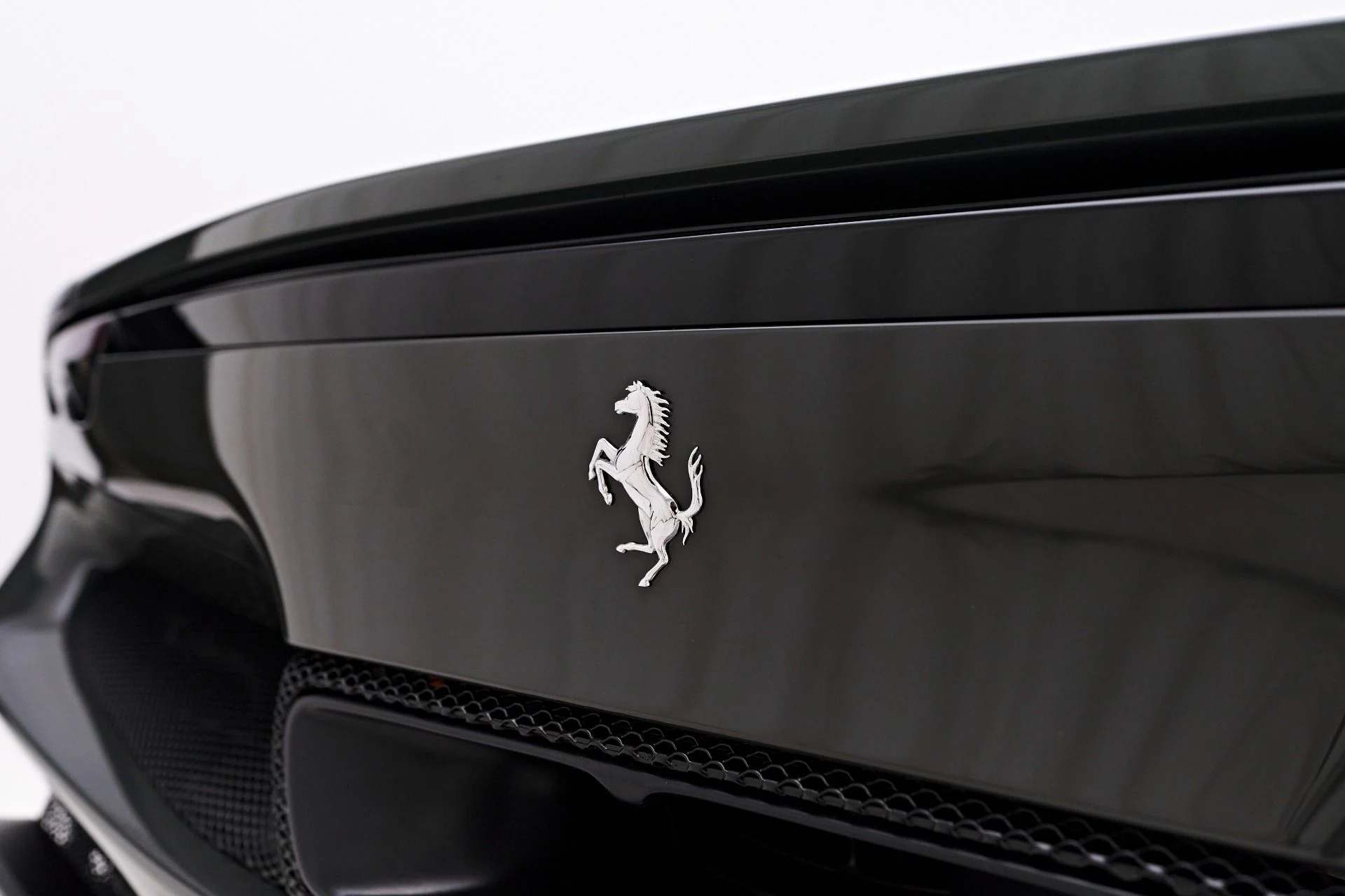 mph033_222952308_Used_2023_Ferrari_296_GTB_1754080788_1419f57ba1