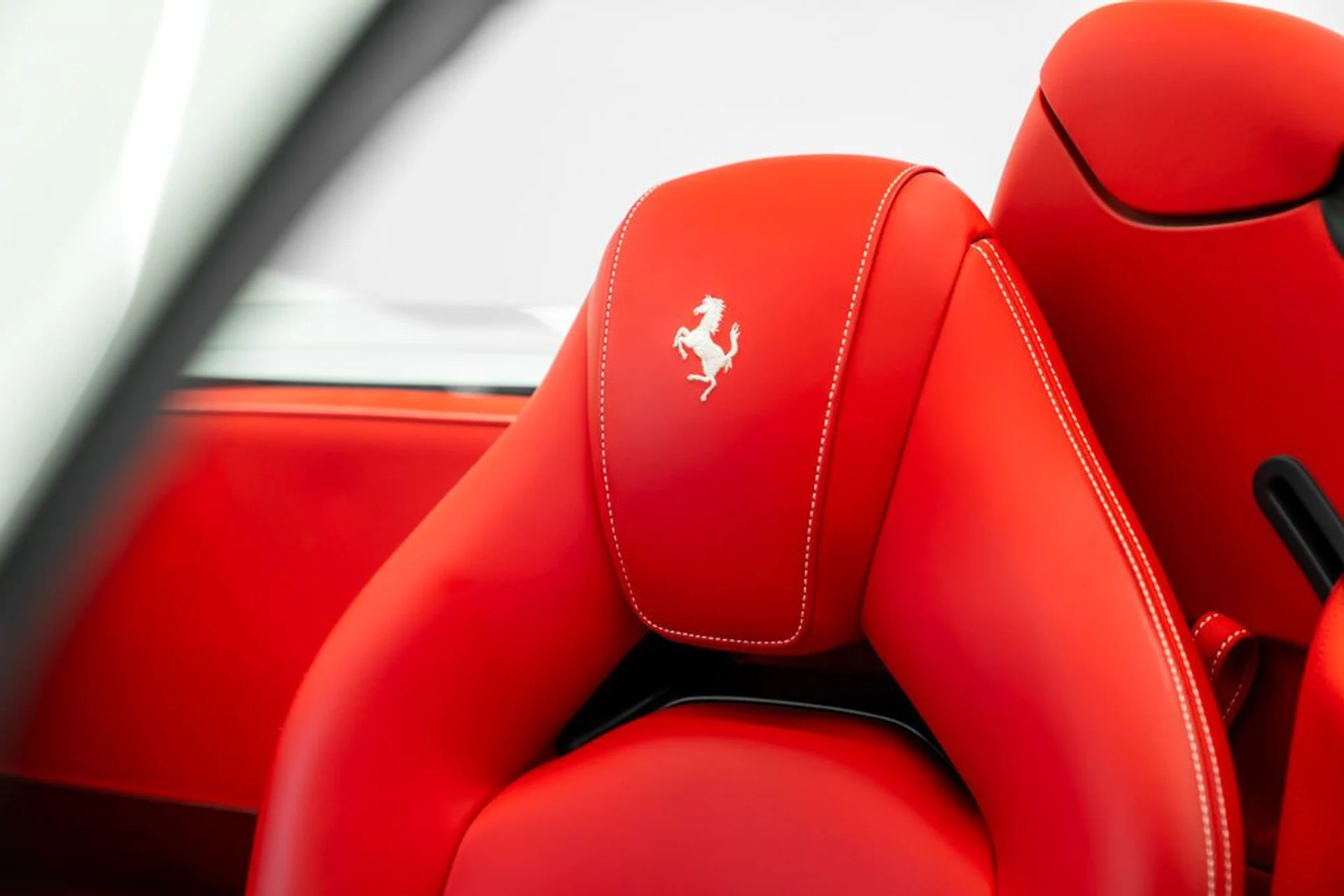 mph033_2243656368_ferrari_488_spider_2019_jpg_v_1754355020_2acc21e0df