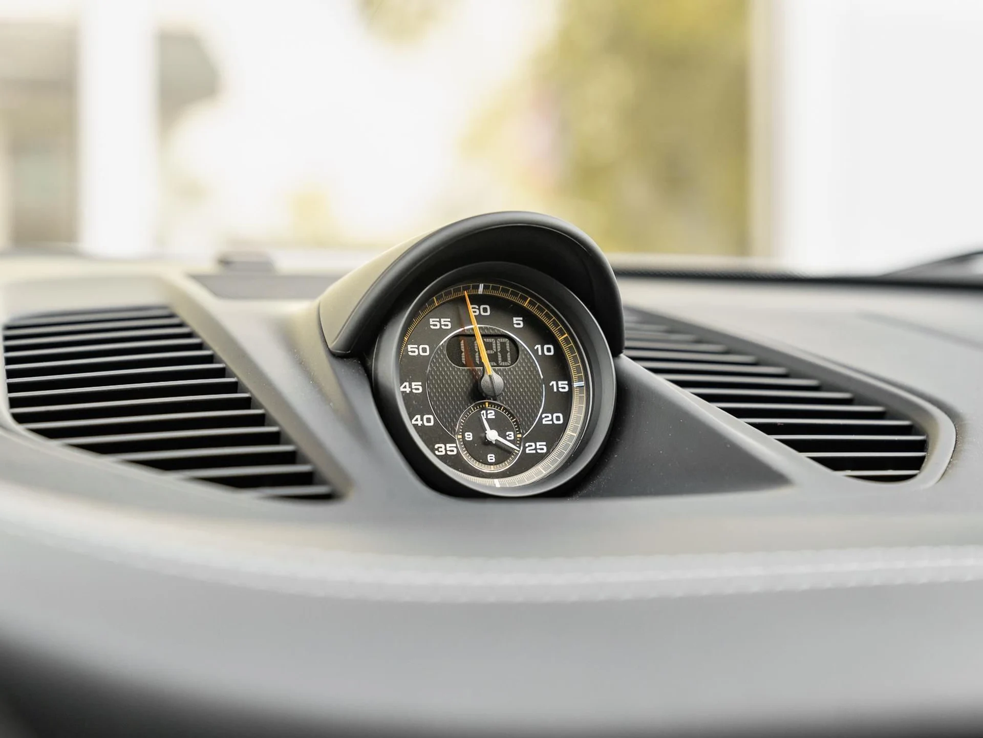 mph033_22479268_Used_2019_Porsche_911_GT_3_RS_1771496243_8f7a9b8d59