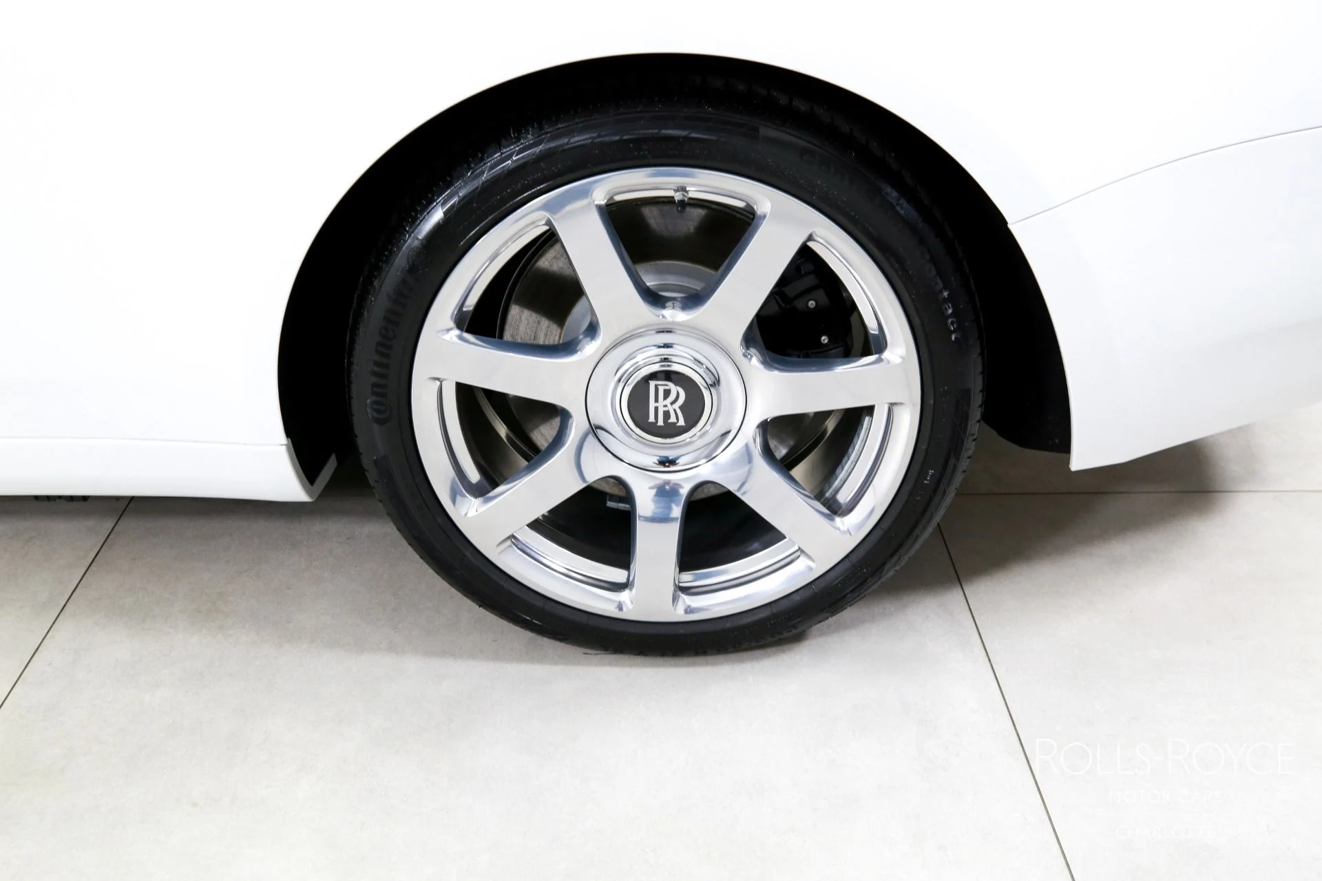 mph033_225128196_Used_2014_Rolls_Royce_Wraith_1778858283_b277c54419