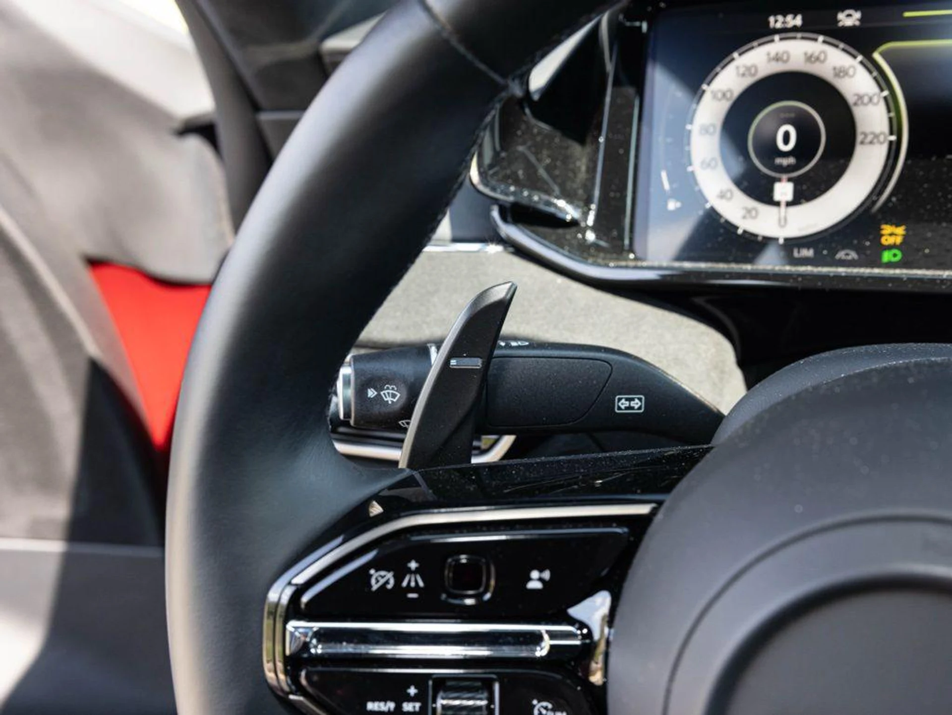 mph033_225704250_504556717_69c7d5e3be5600699b471ffd_fb39e05b3a