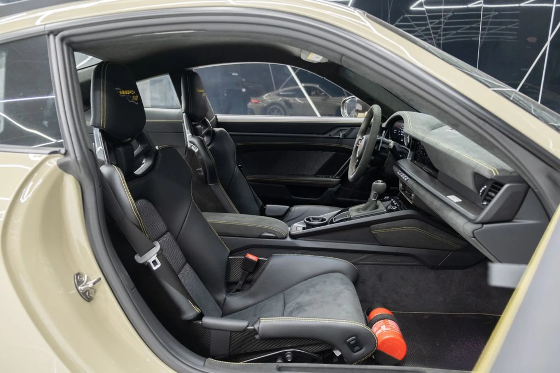 mph033_2262337164_173bbc91ab62de27d609a376d834b6c1_8b7ec9925f