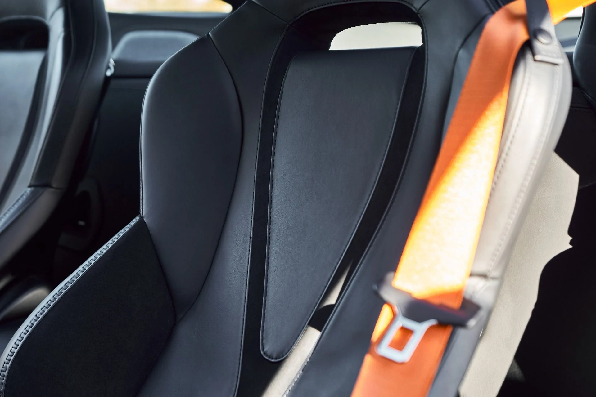 mph033_2265728363_Used_2024_Mc_Laren_750_S_1765410683_4ca10739eb